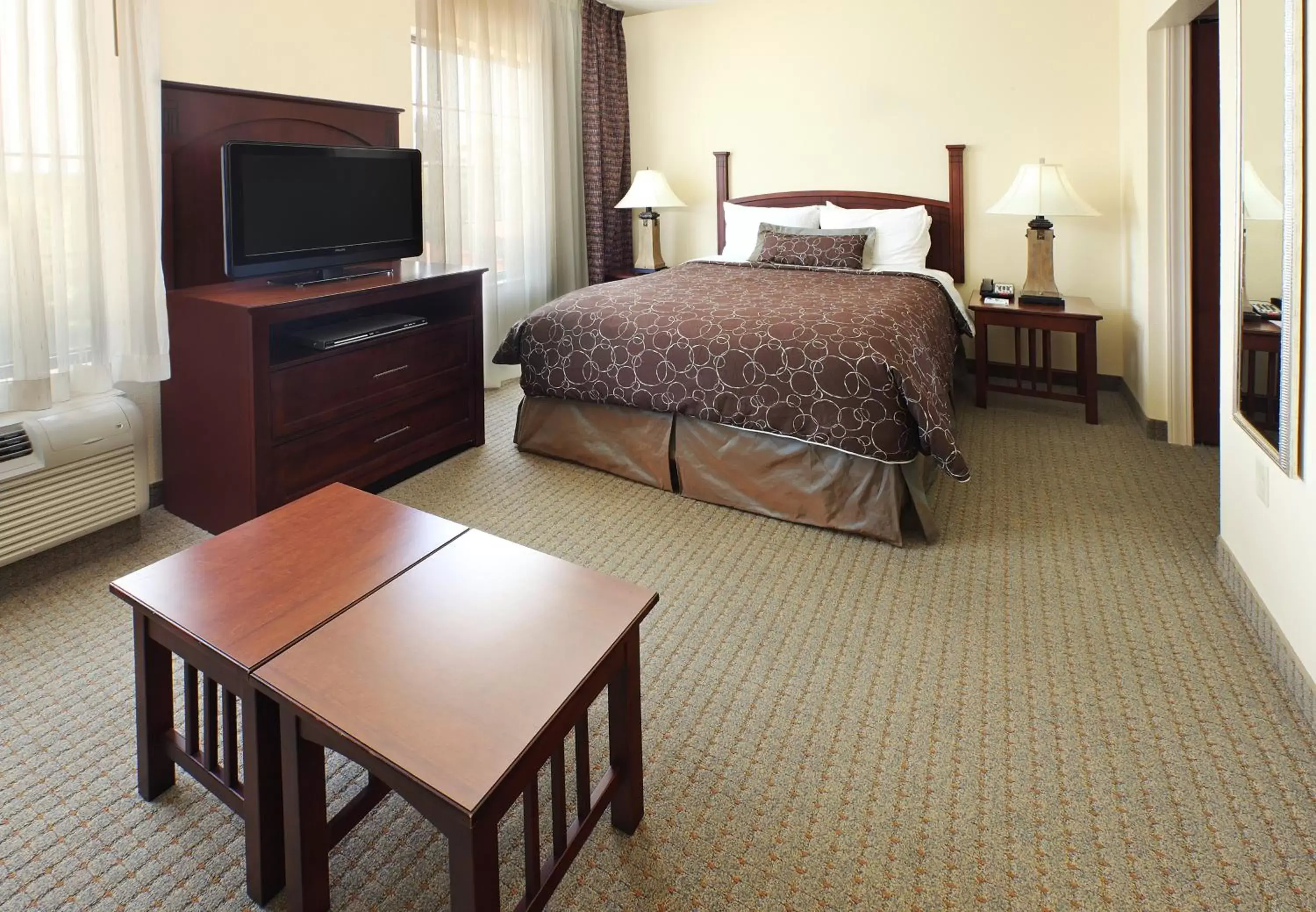 Photo of the whole room, Bed in Staybridge Suites Hot Springs, an IHG Hotel