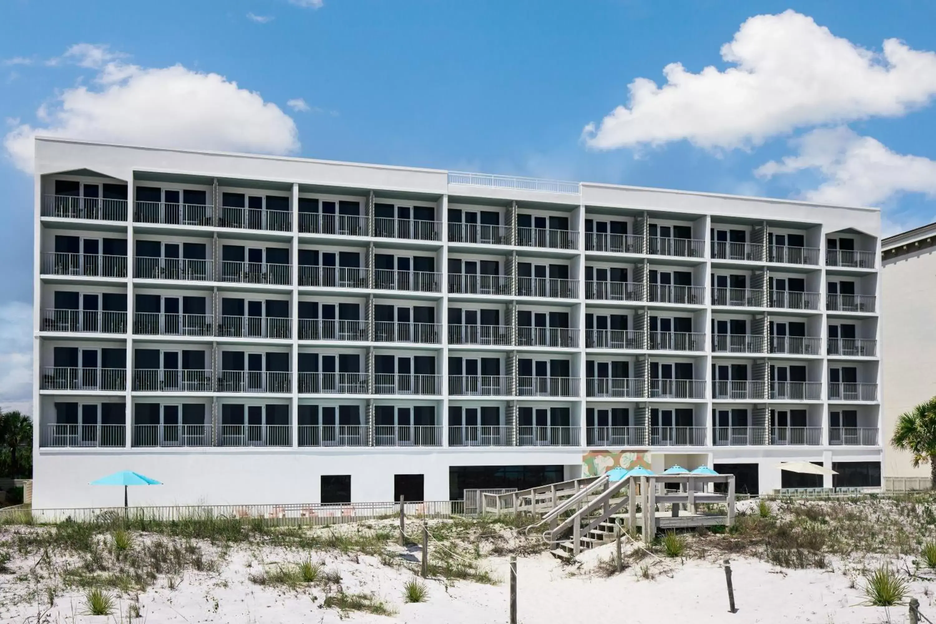 Property Building in Beal House Fort Walton Beach, Tapestry Collection By Hilton