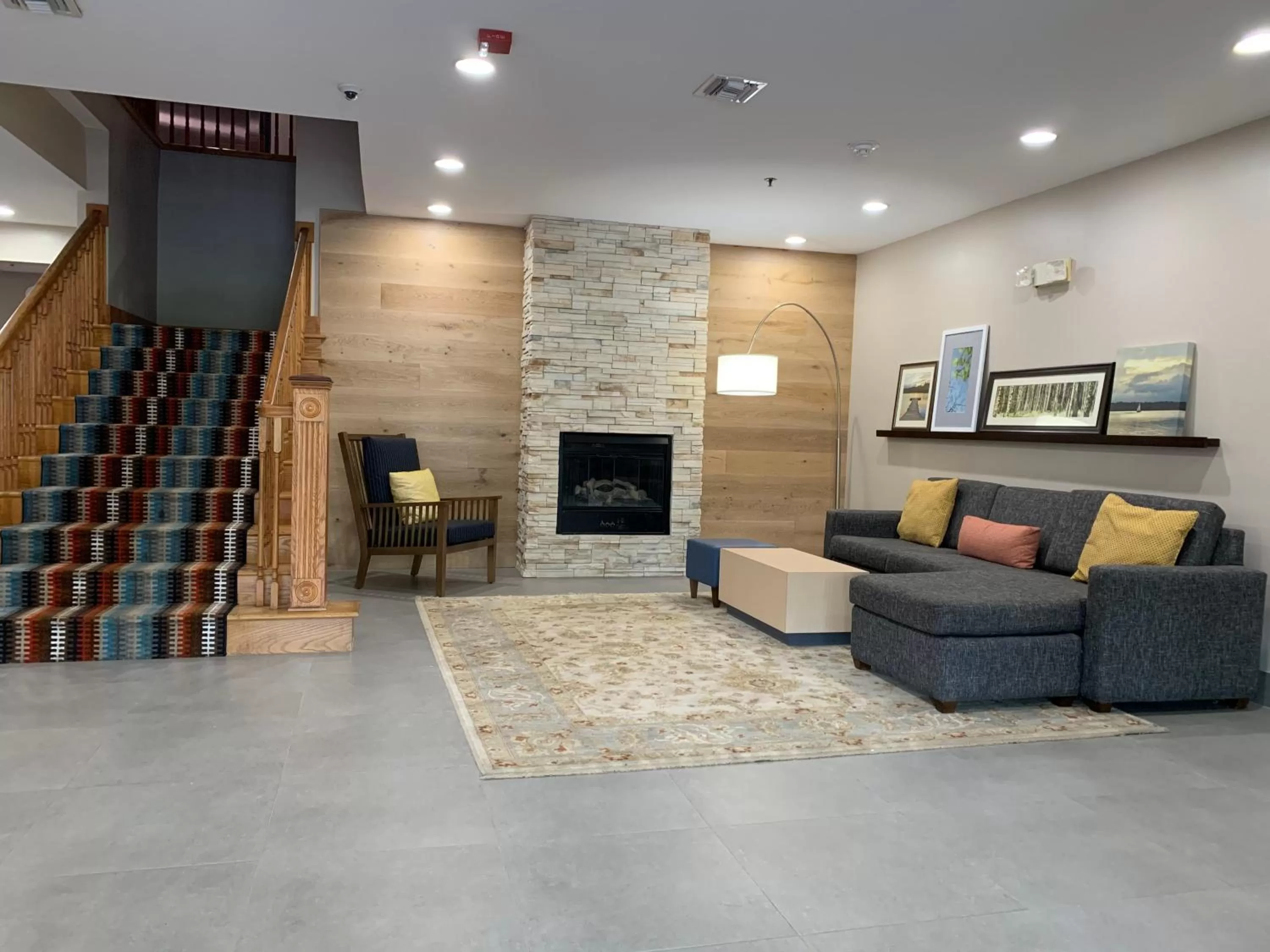 Lobby or reception in Country Inn & Suites By Radisson, Charleston North, SC