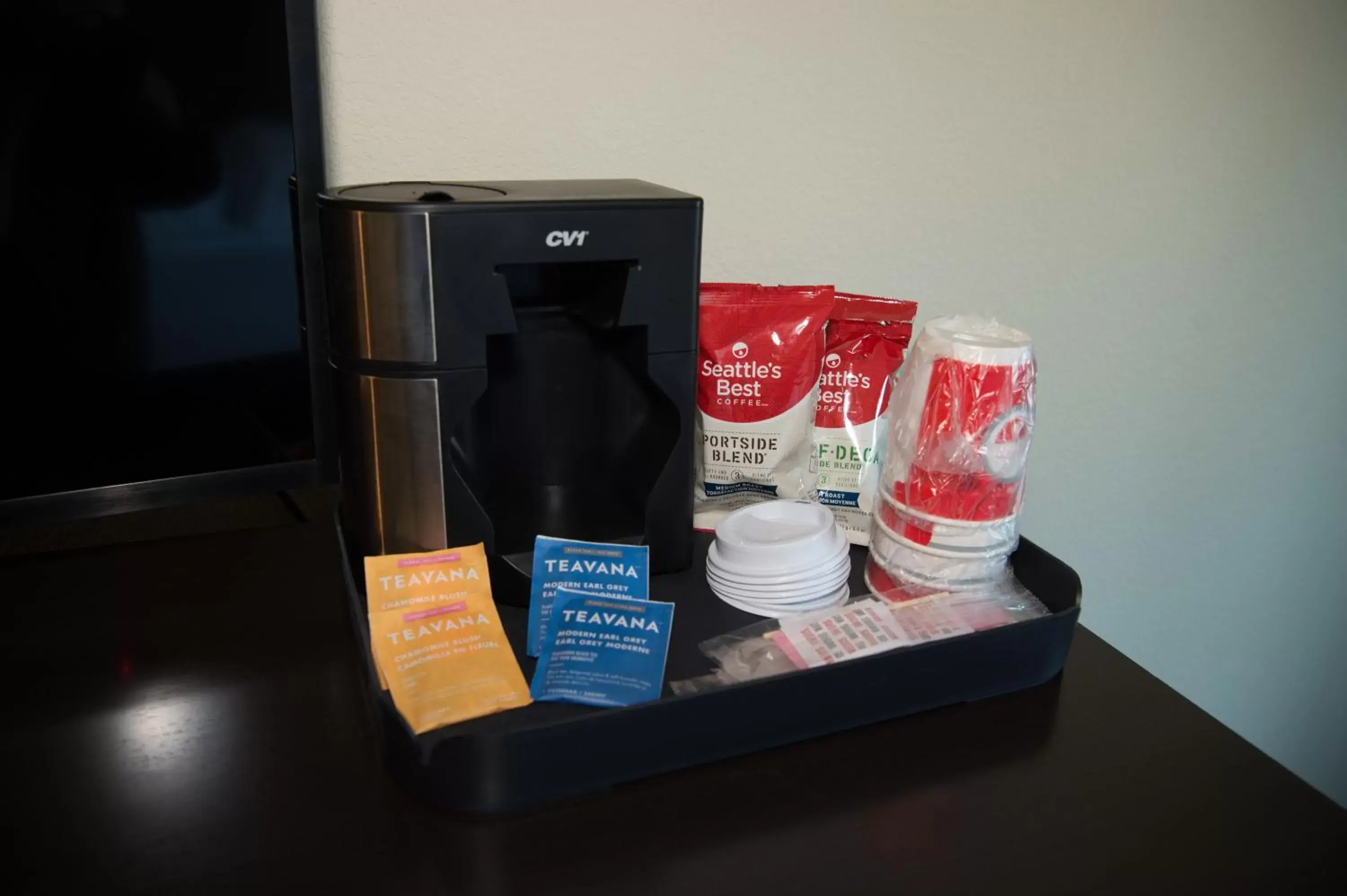 Coffee/tea facilities in Cobblestone Inn & Suites - Forest City