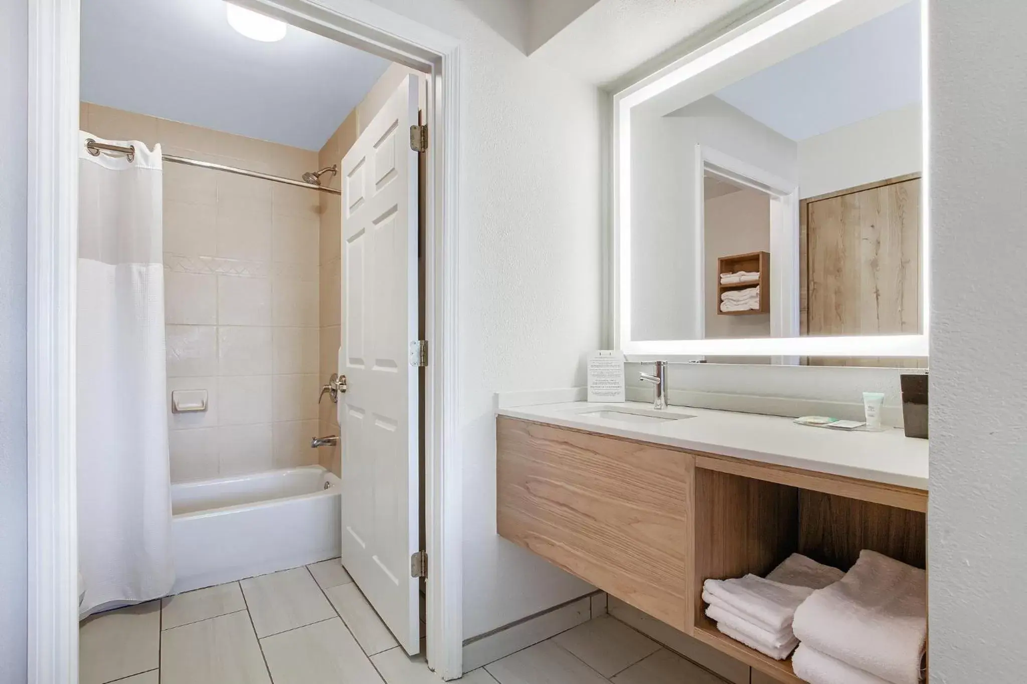 Bathroom in Staybridge Suites Gulf Shores, an IHG Hotel
