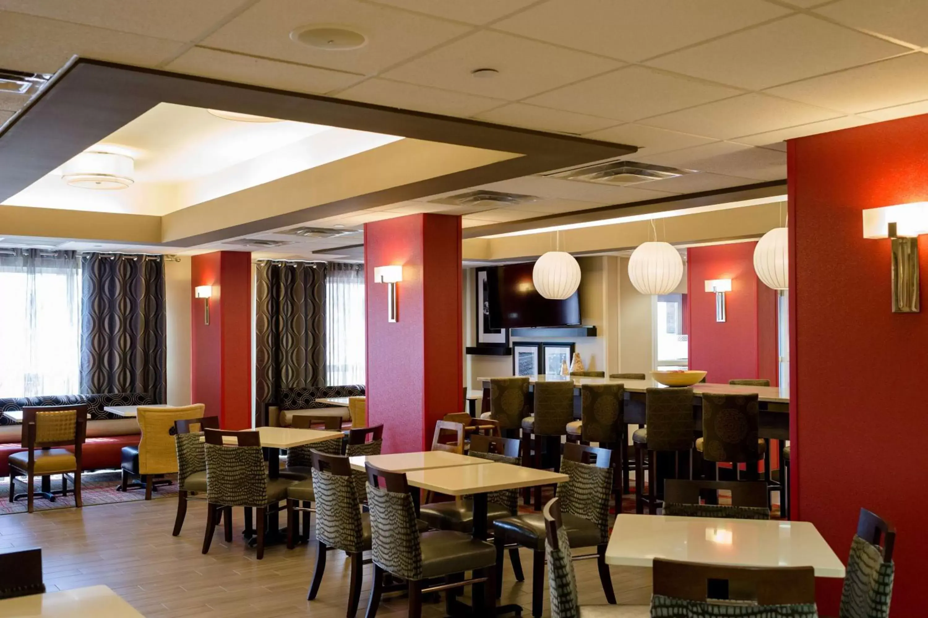 Dining area, Restaurant/Places to Eat in Hampton Inn Oxford-West