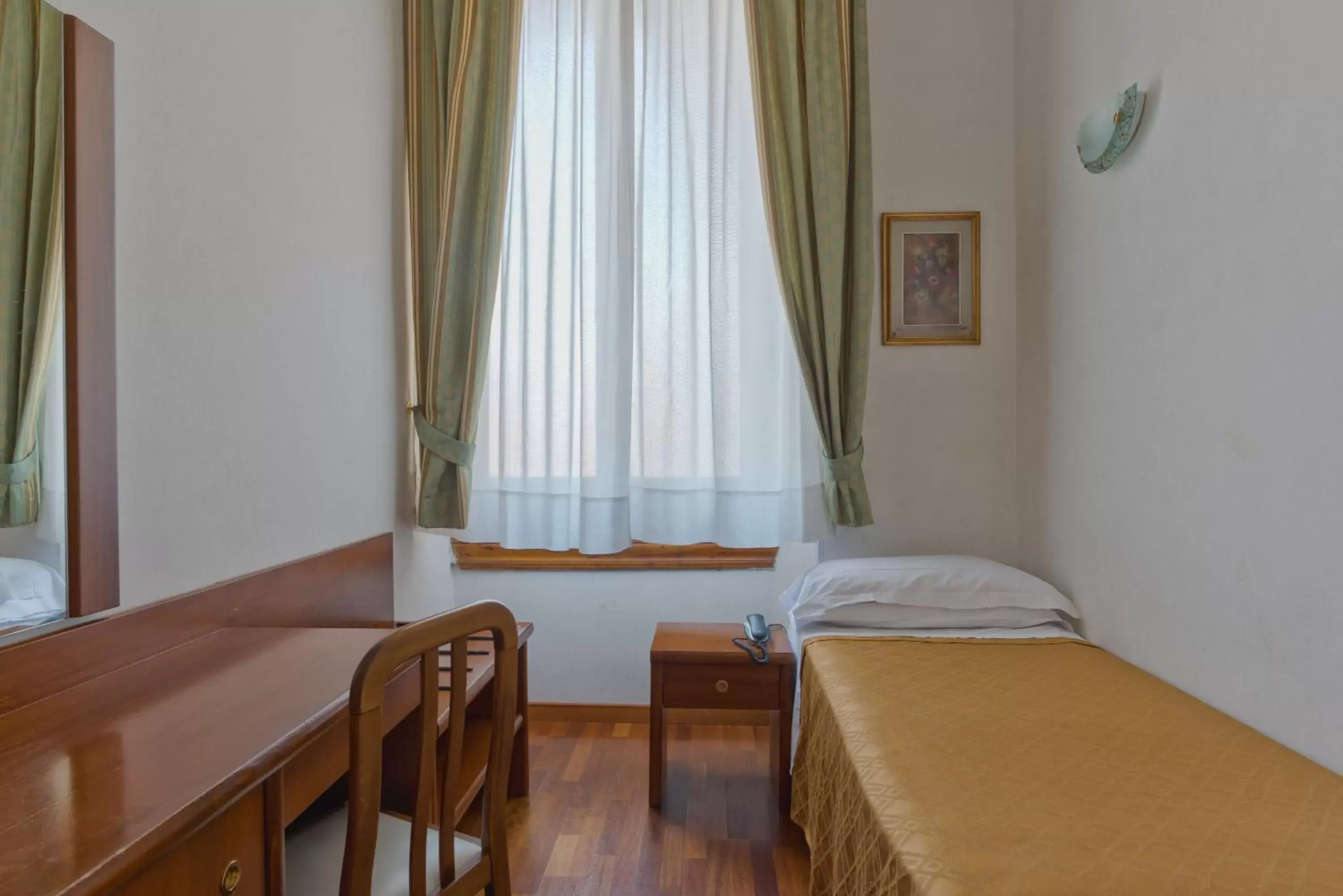 Small Single Room in Hotel Palazzo Vecchio