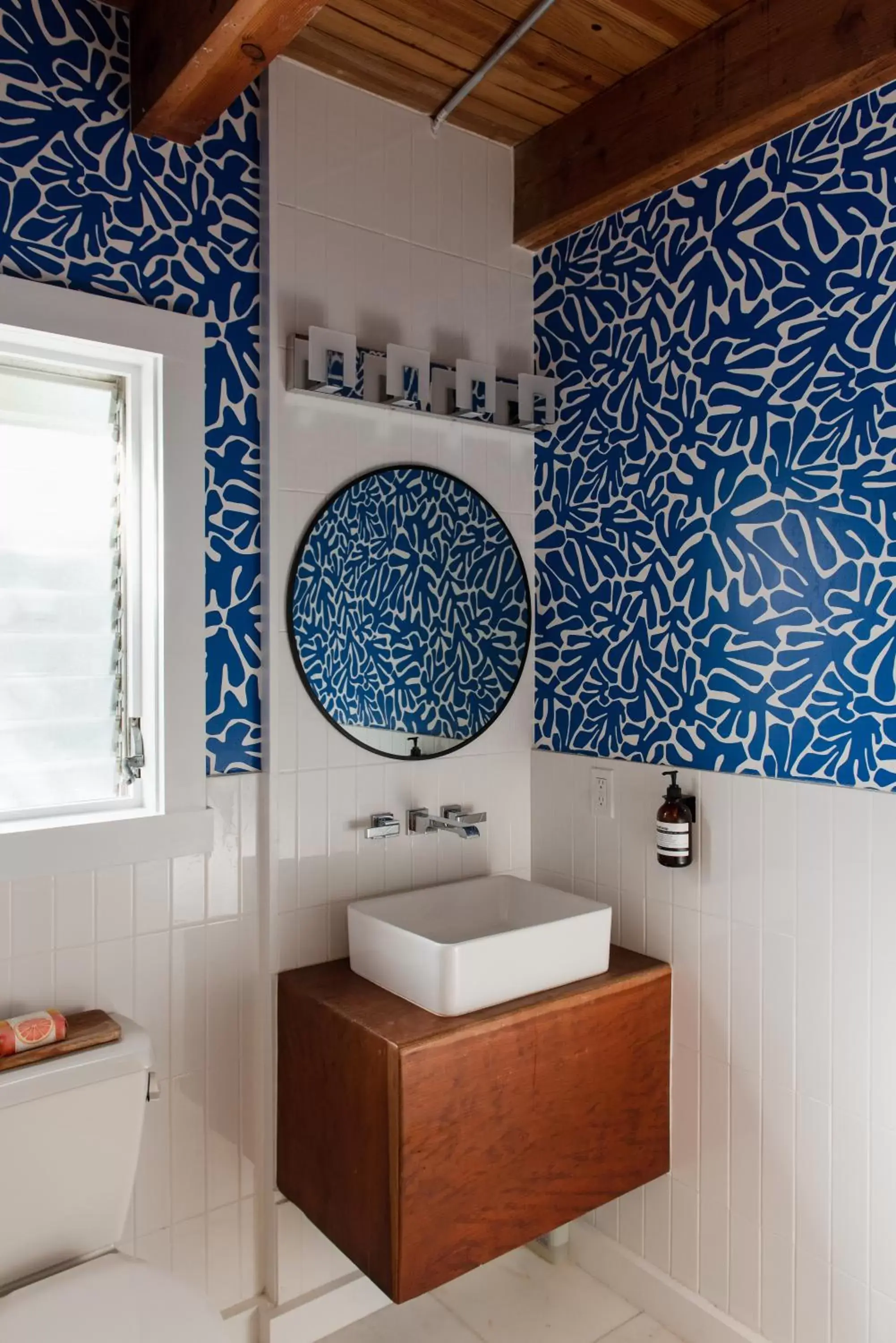 Bathroom in Seaspray Surf Lodge