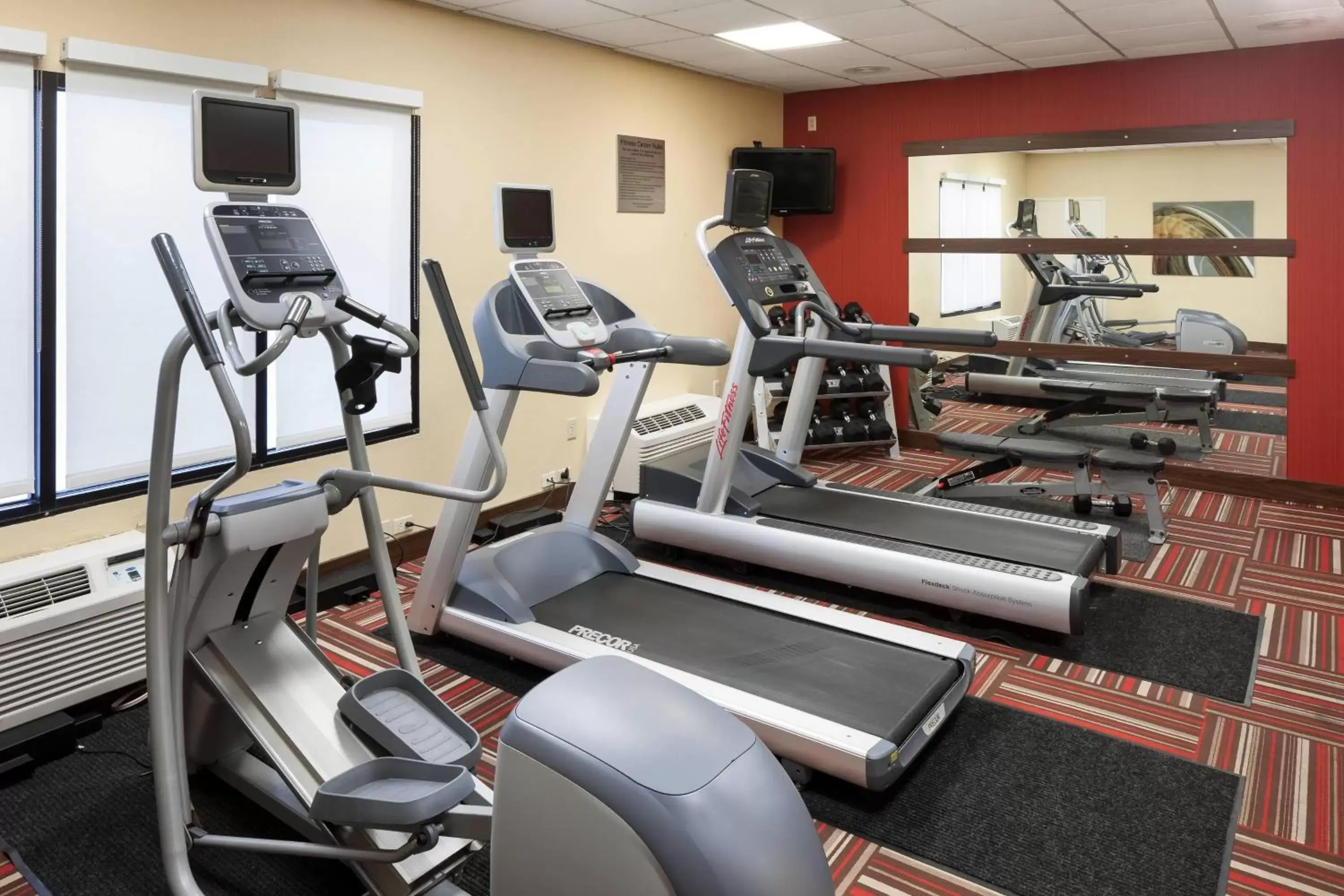 Fitness centre/facilities, Fitness Center/Facilities in Courtyard by Marriott Jackson Ridgeland
