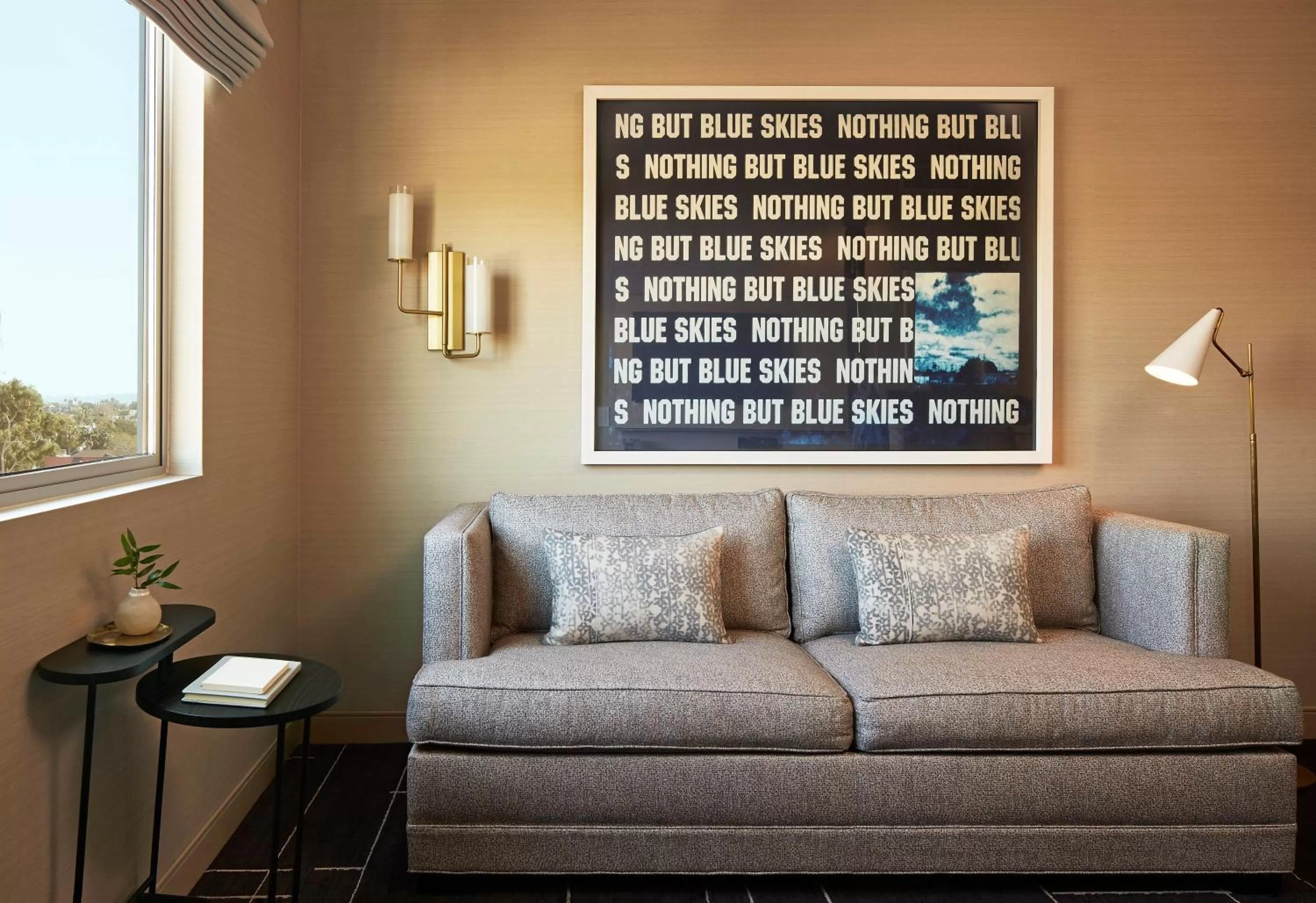 Bedroom in Kimpton Hotel Wilshire by IHG