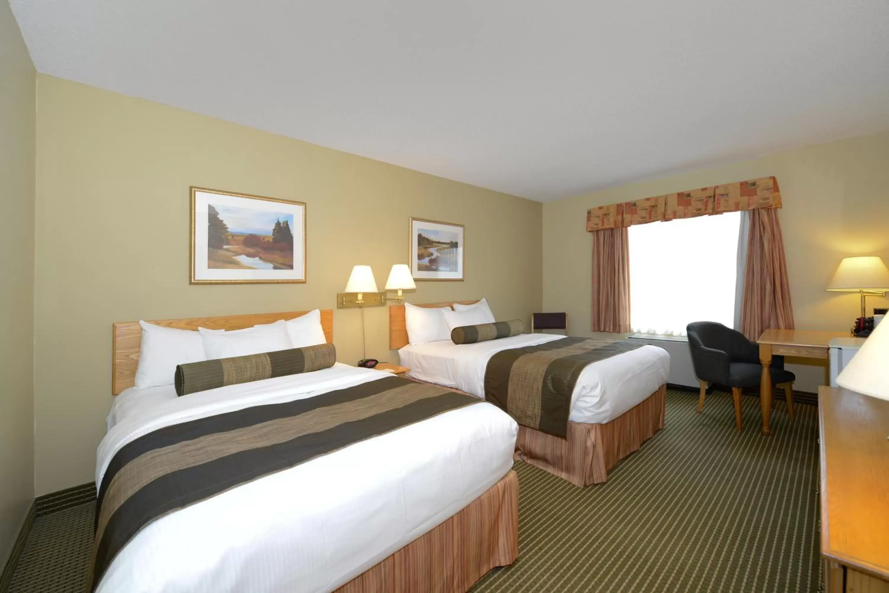 Double Room with Two Double Beds in Quality Inn & Suites Double Room with Two Double Beds in Quality Inn & Suites