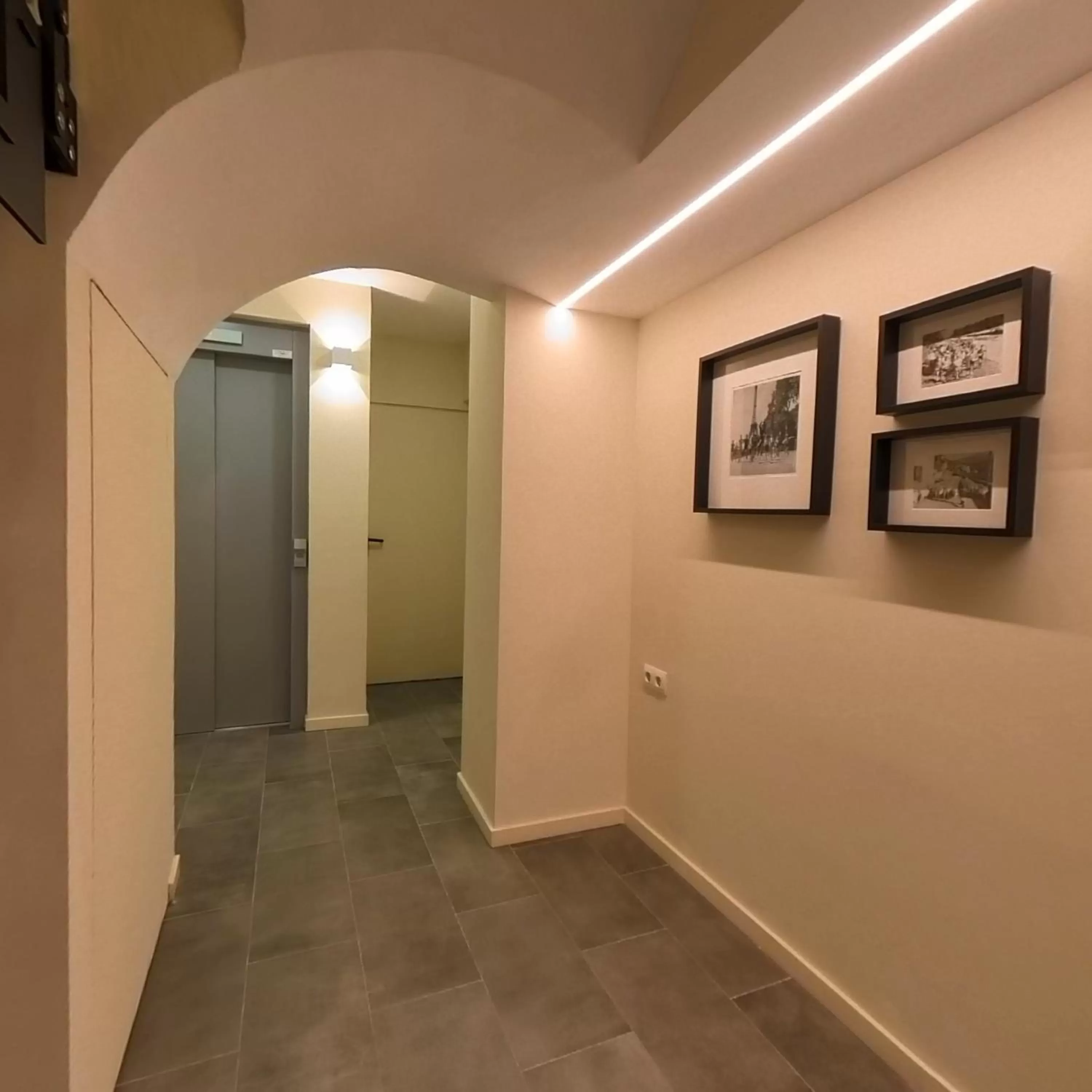 Facade/entrance in Hotel Marfany