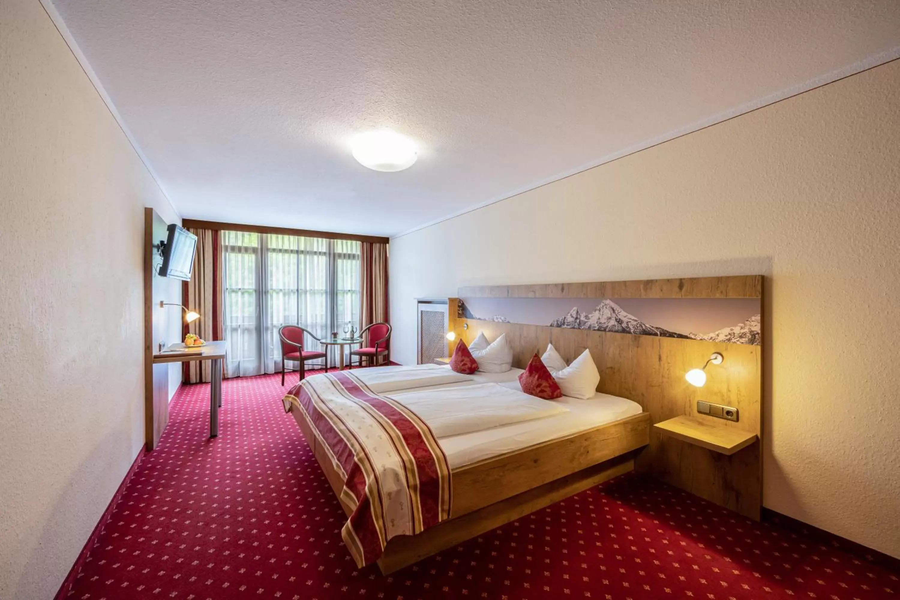 Bed in Hotel AlpinaRos