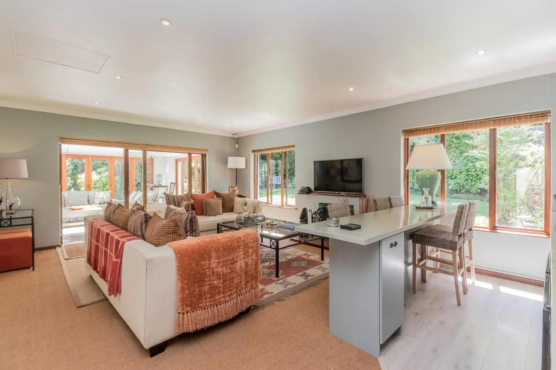 Seating Area in Fernwood Manor Boutique Guest House