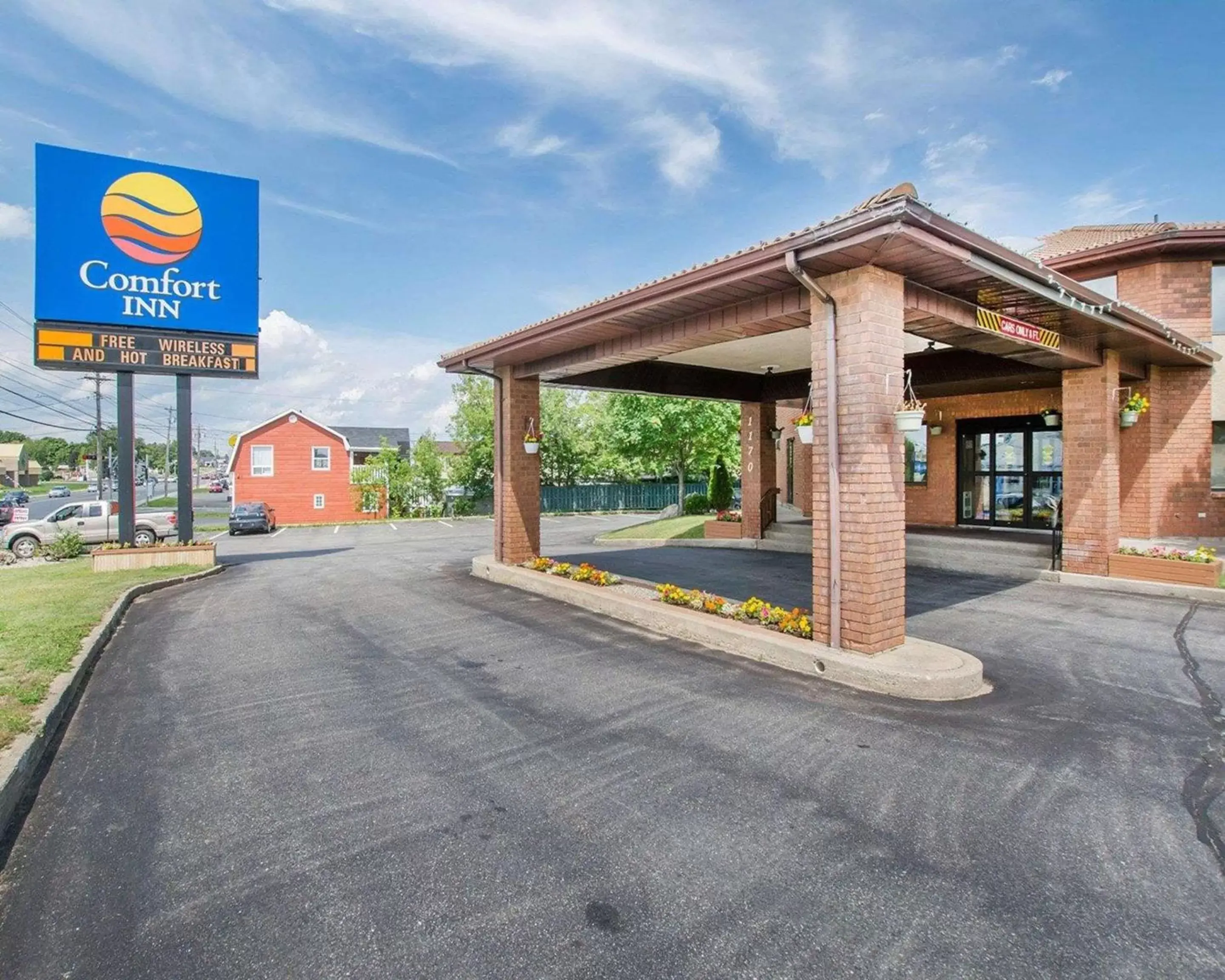 Property building in Comfort Inn Bathurst