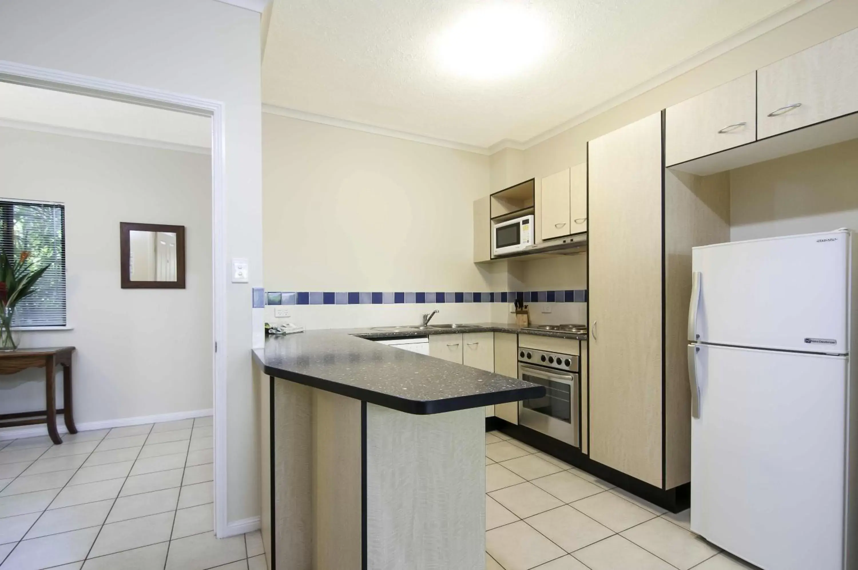 Kitchen or kitchenette, Kitchen/Kitchenette in Bay Villas Resort