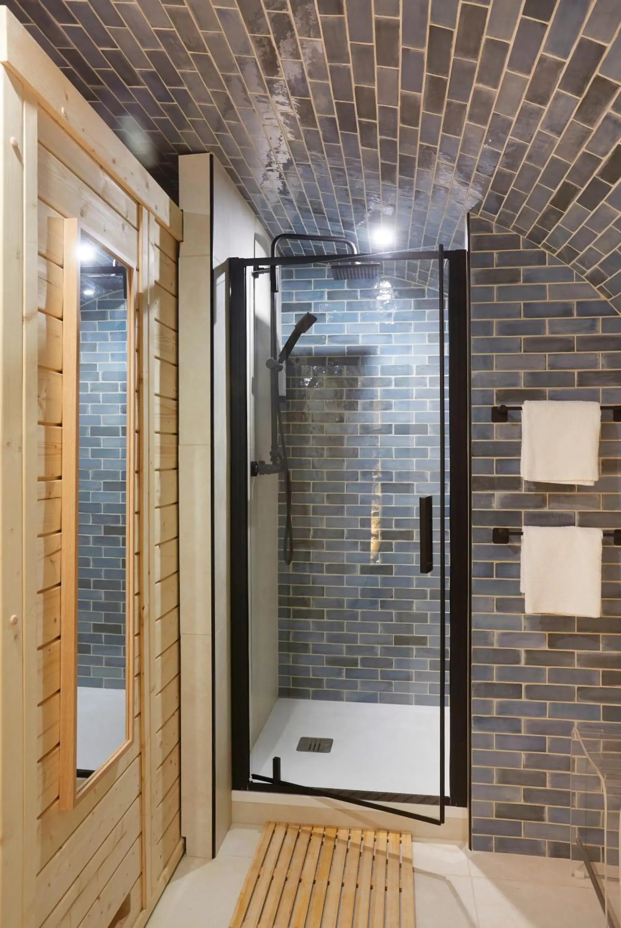 Sauna, Bathroom in Jardin de Villiers