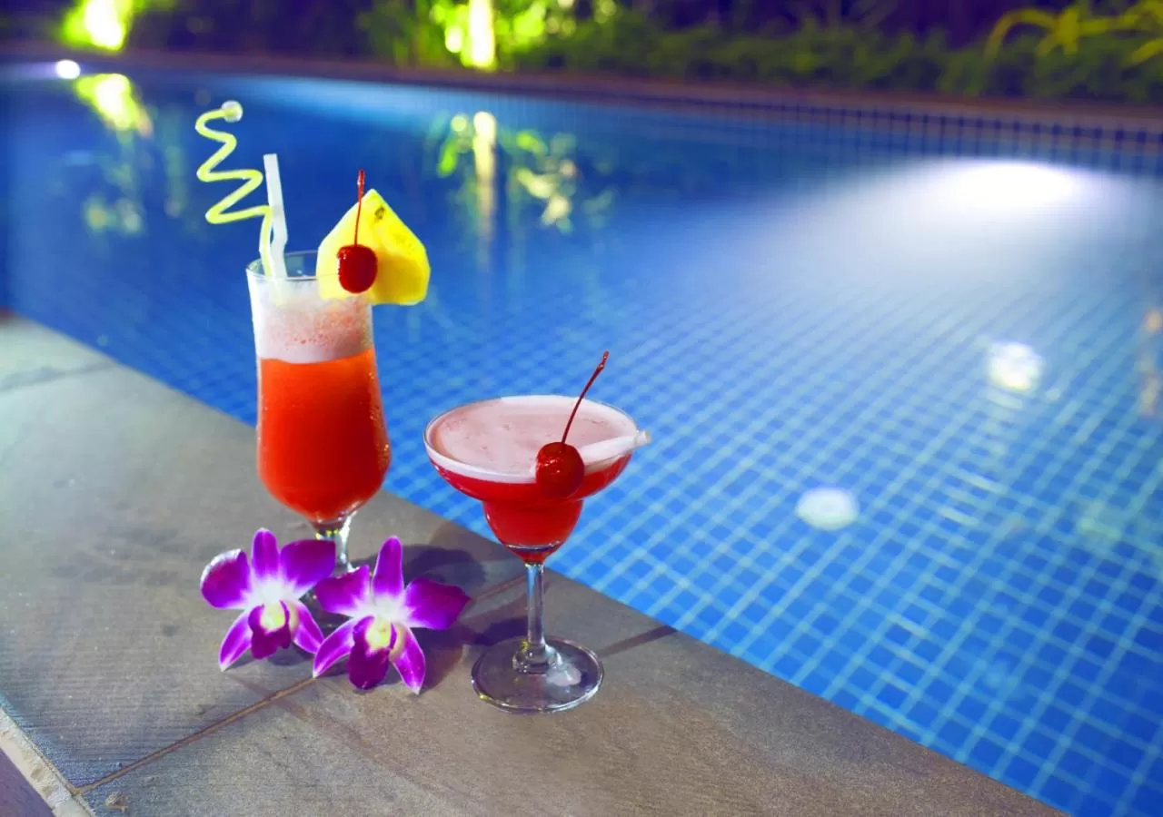 Pool view in Ladear Privilege Rooms