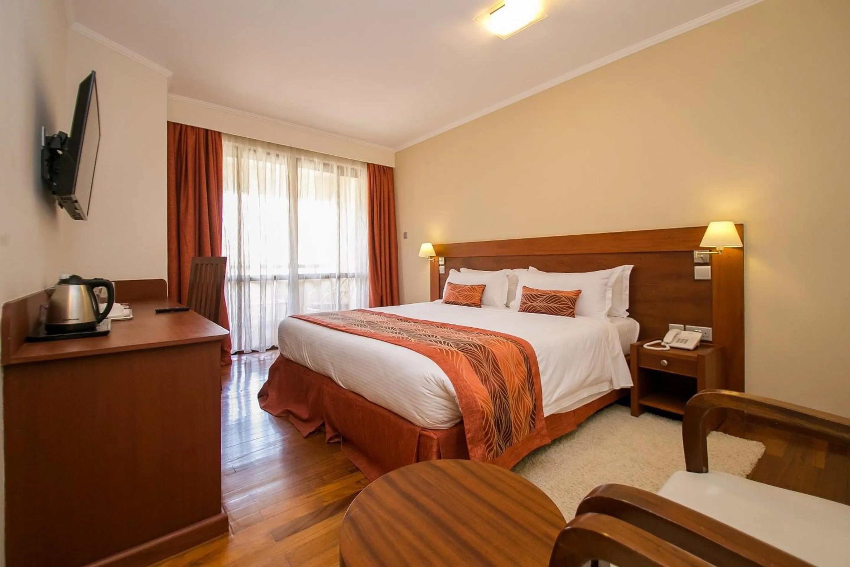 Bedroom, Bed in Waridi Paradise Hotel and Suites