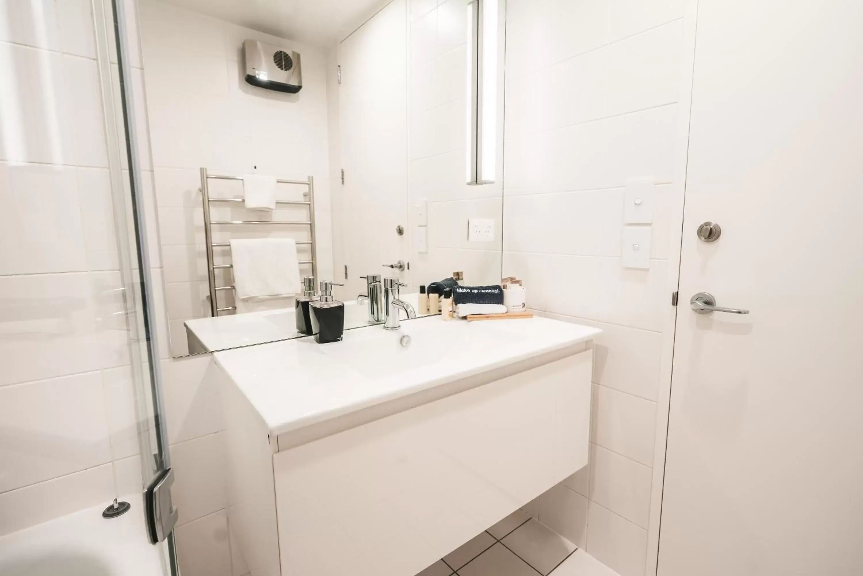 Bathroom in Blue Peaks Apartments