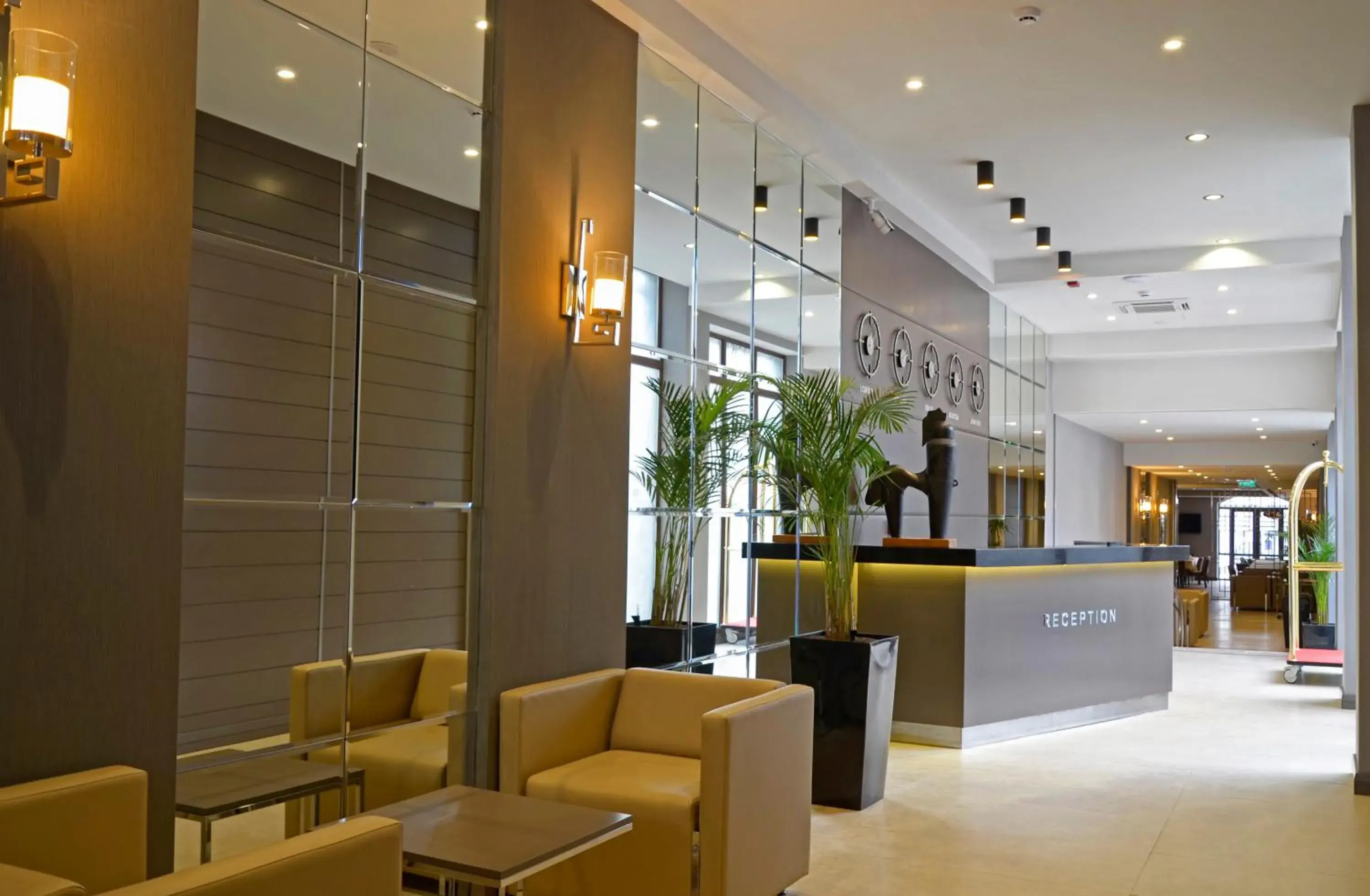 Lobby or reception, Lobby/Reception in City Avenue Hotel