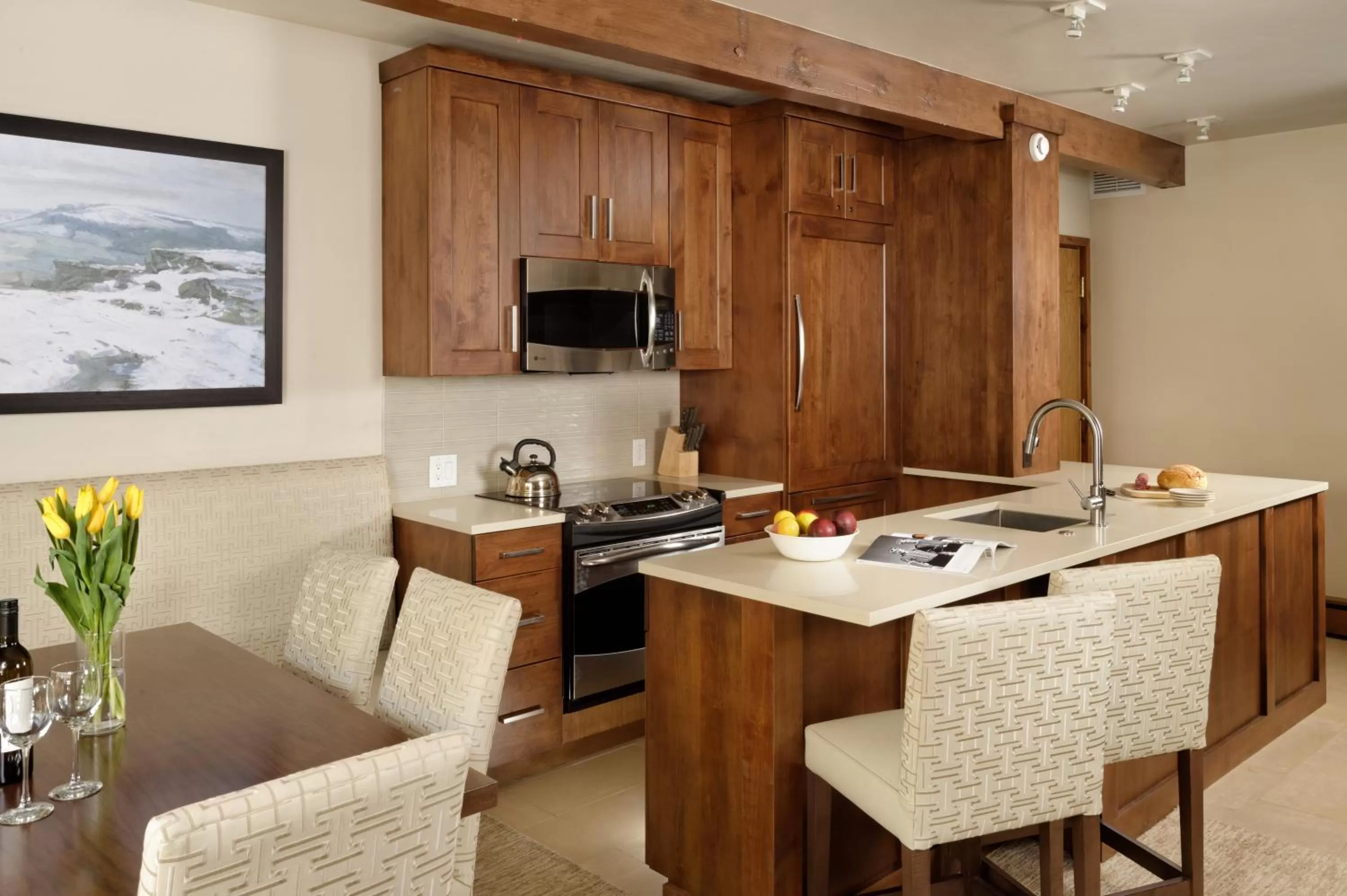 Coffee/tea facilities in Aspen Square Condominium Hotel