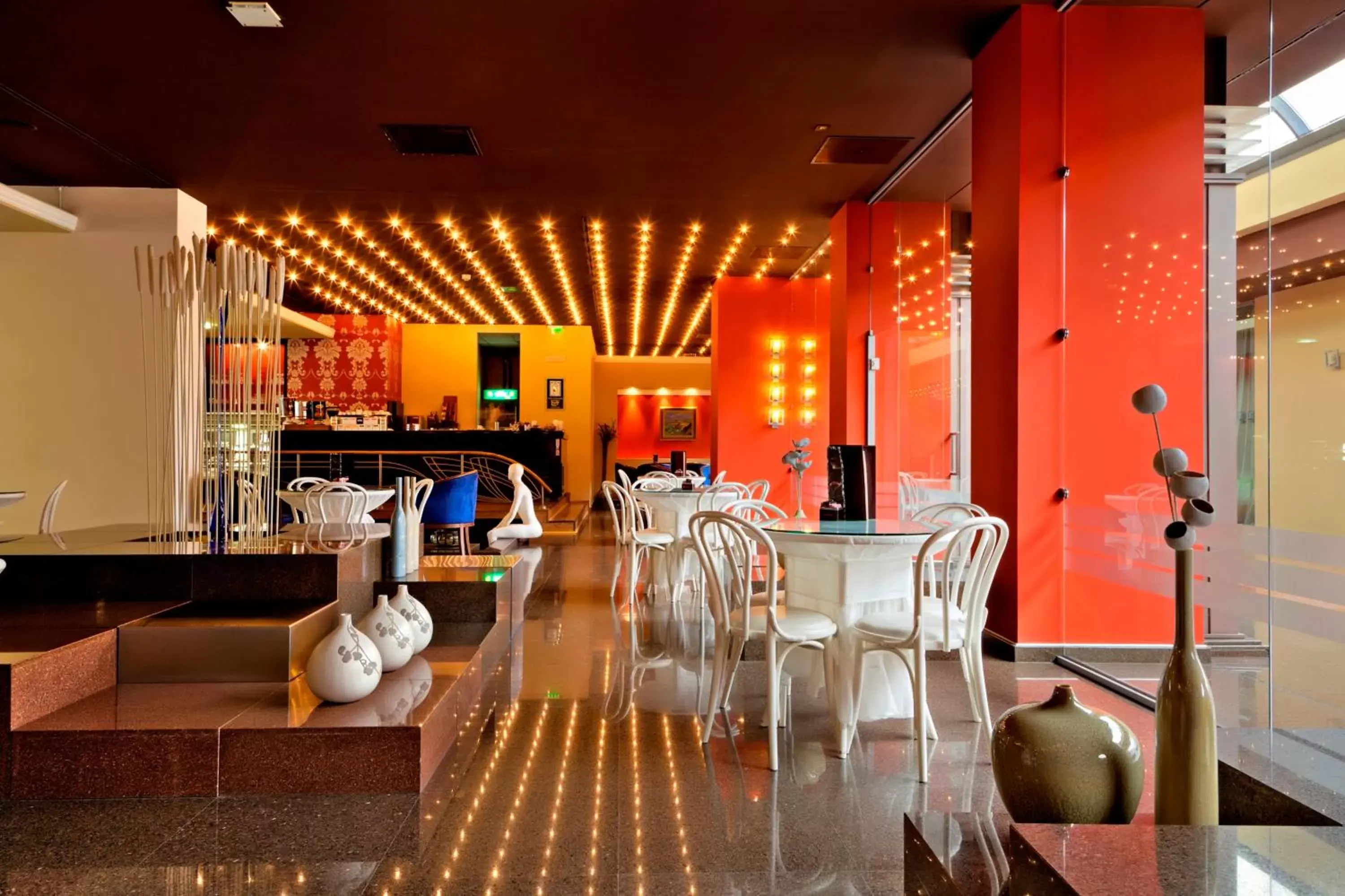 Lounge or bar in Grand Hotel Plovdiv Lounge or bar in Grand Hotel Plovdiv