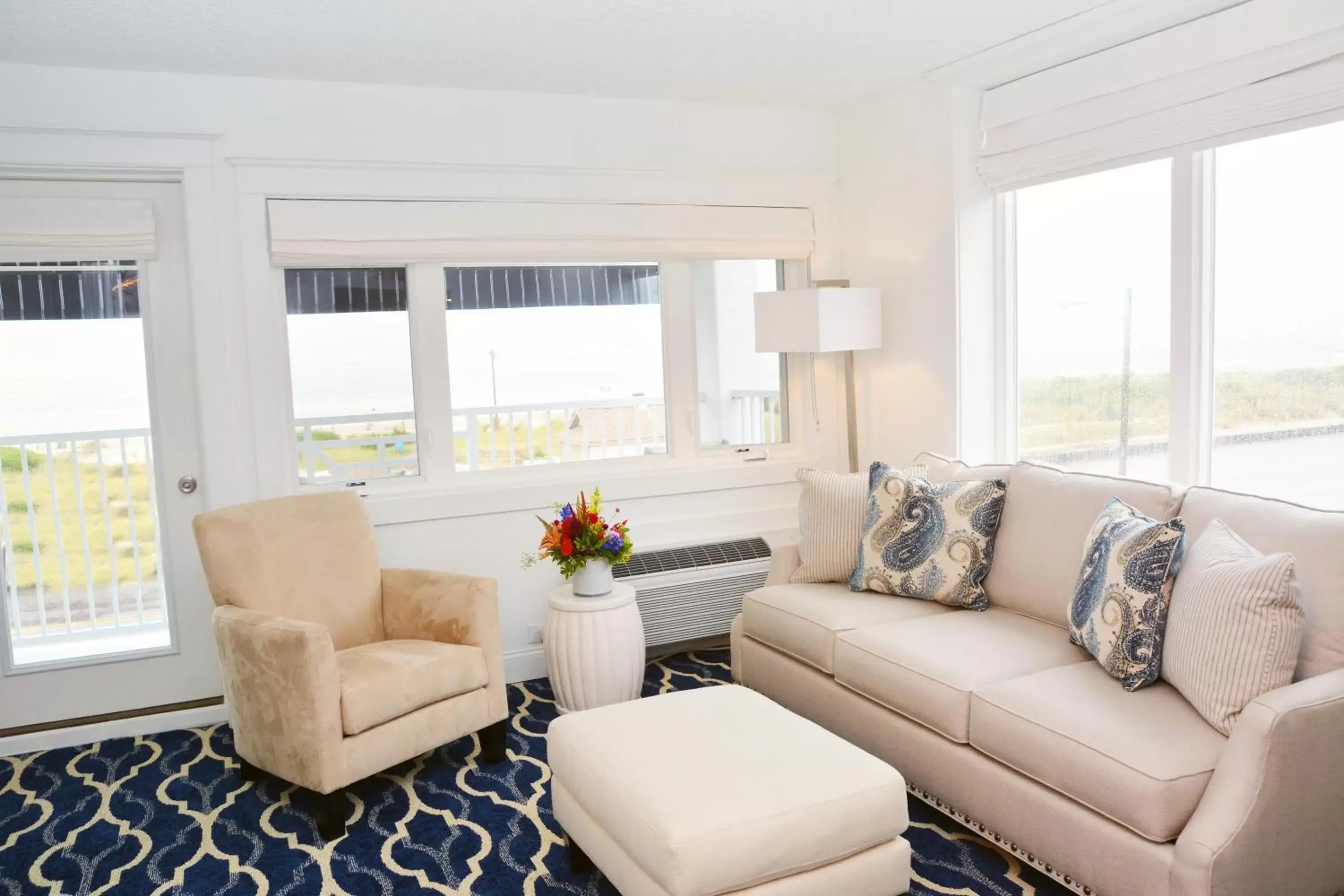 Living room, Seating Area in ICONA Cape May