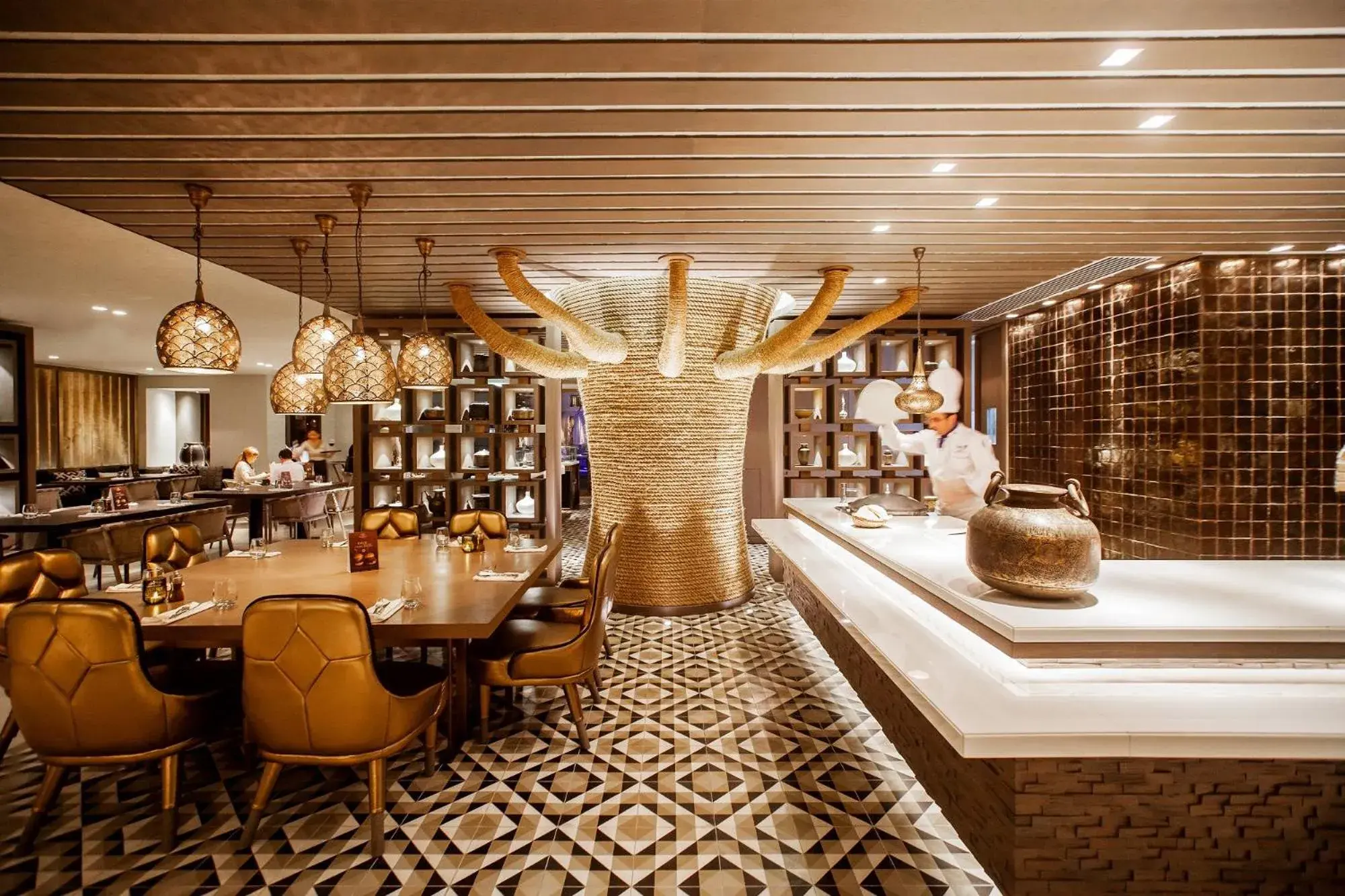 Restaurant/places to eat in Radisson Blu Hotel, Dubai Deira Creek