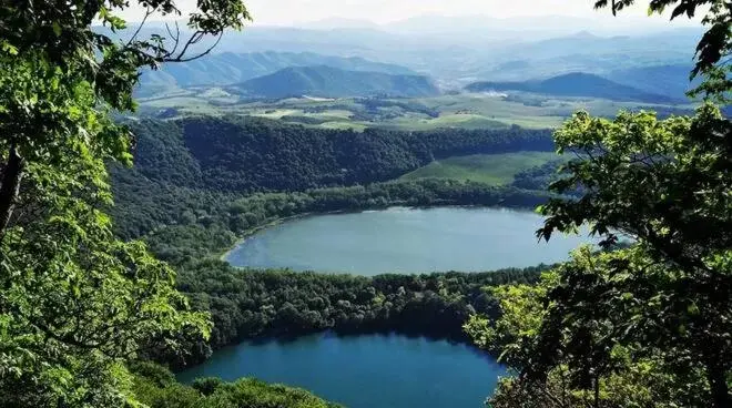 Lake view, Natural Landscape in L'altra casa 1933