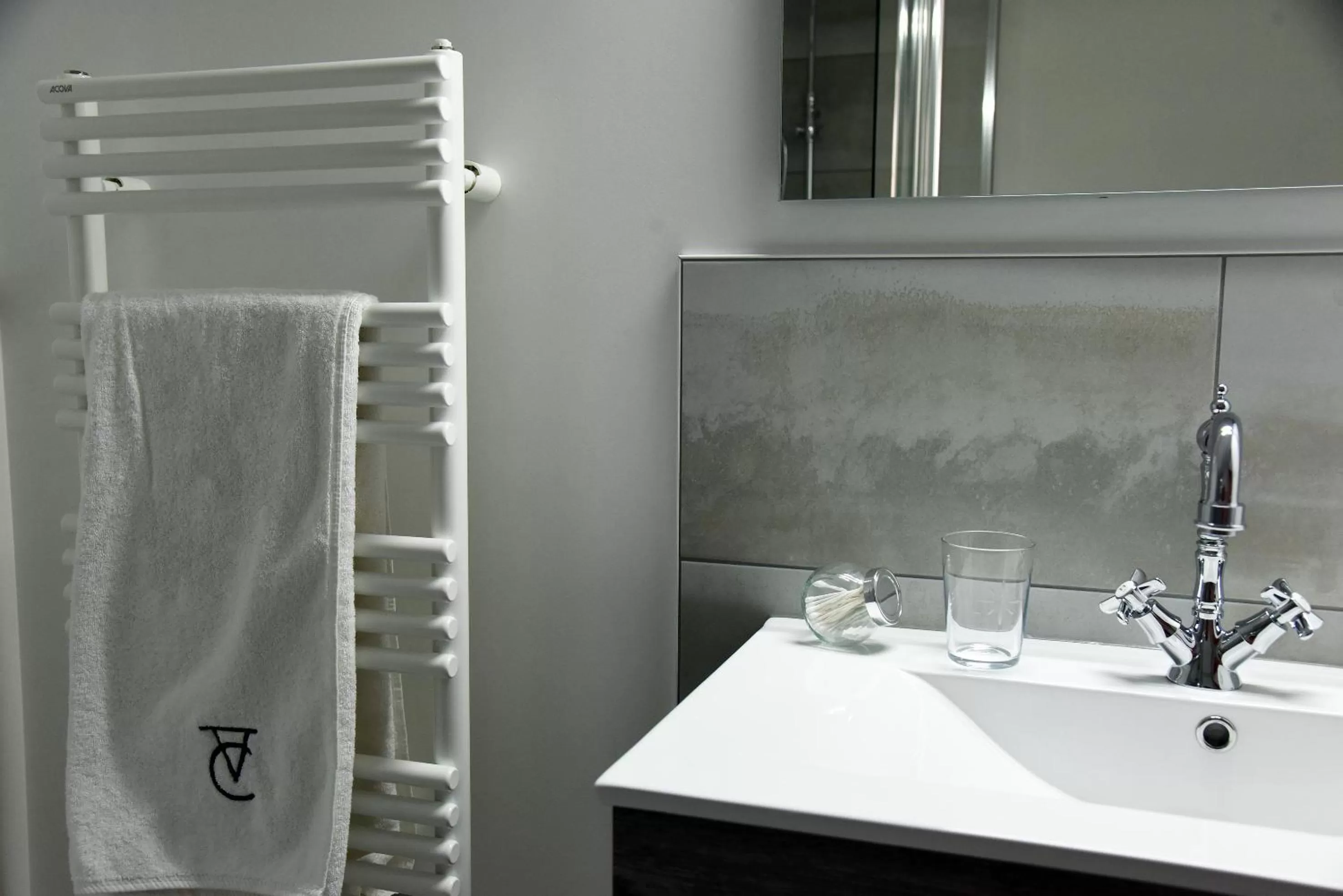 Bathroom in Le Charles V