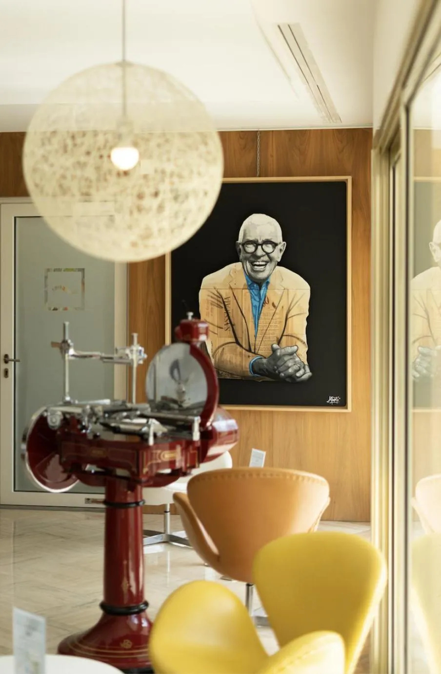 Decorative detail in Hotel Restaurant La Vague de Saint Paul