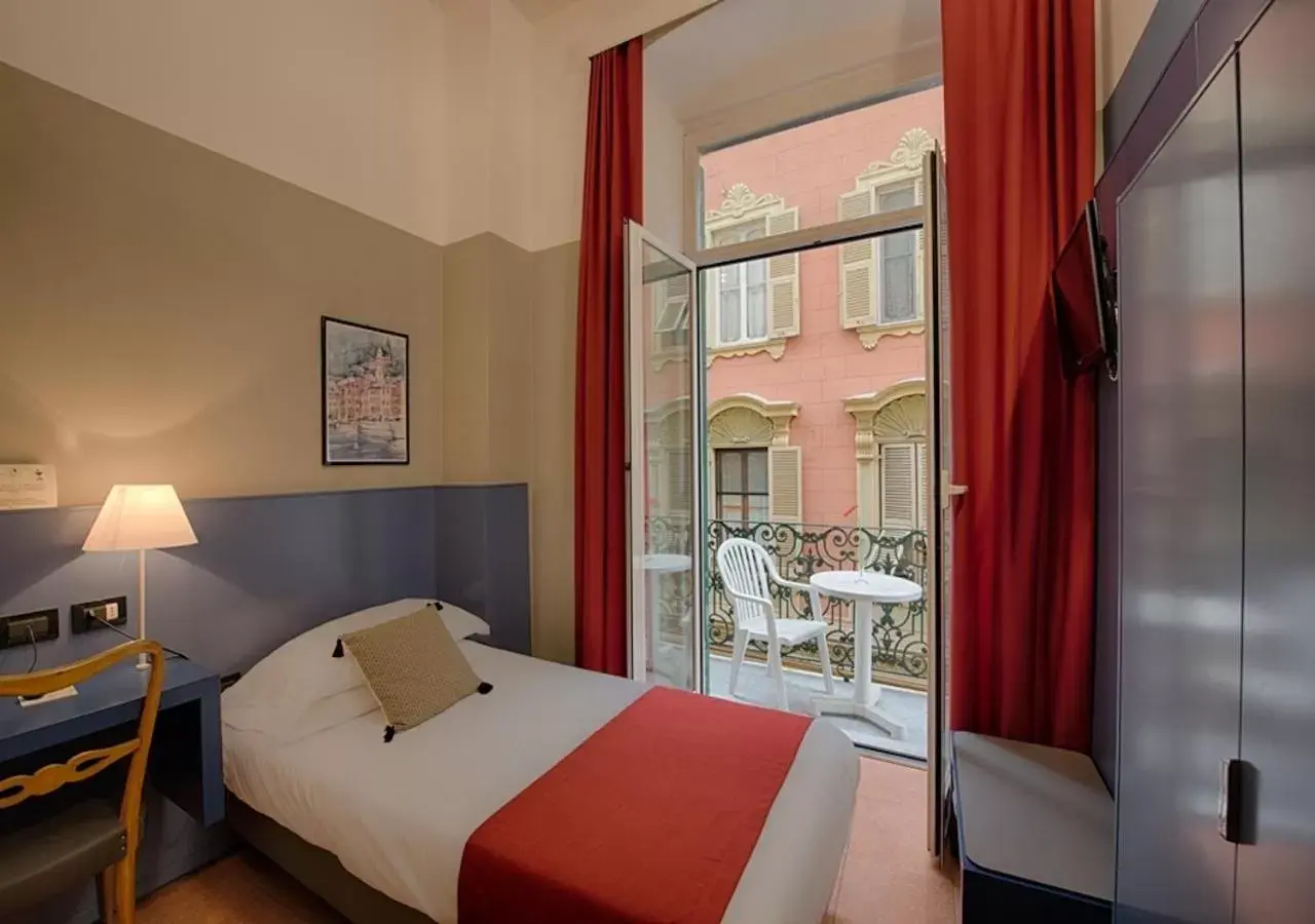 Bedroom, Bed in Hotel Italia e Lido Rapallo
