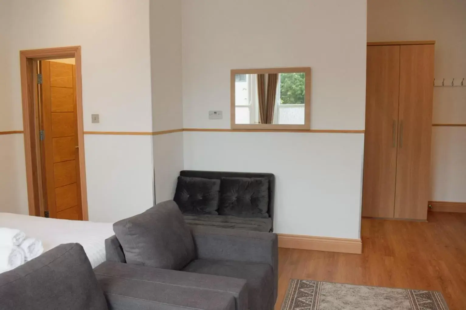 Bedroom, Seating Area in Osborne Aparthotel