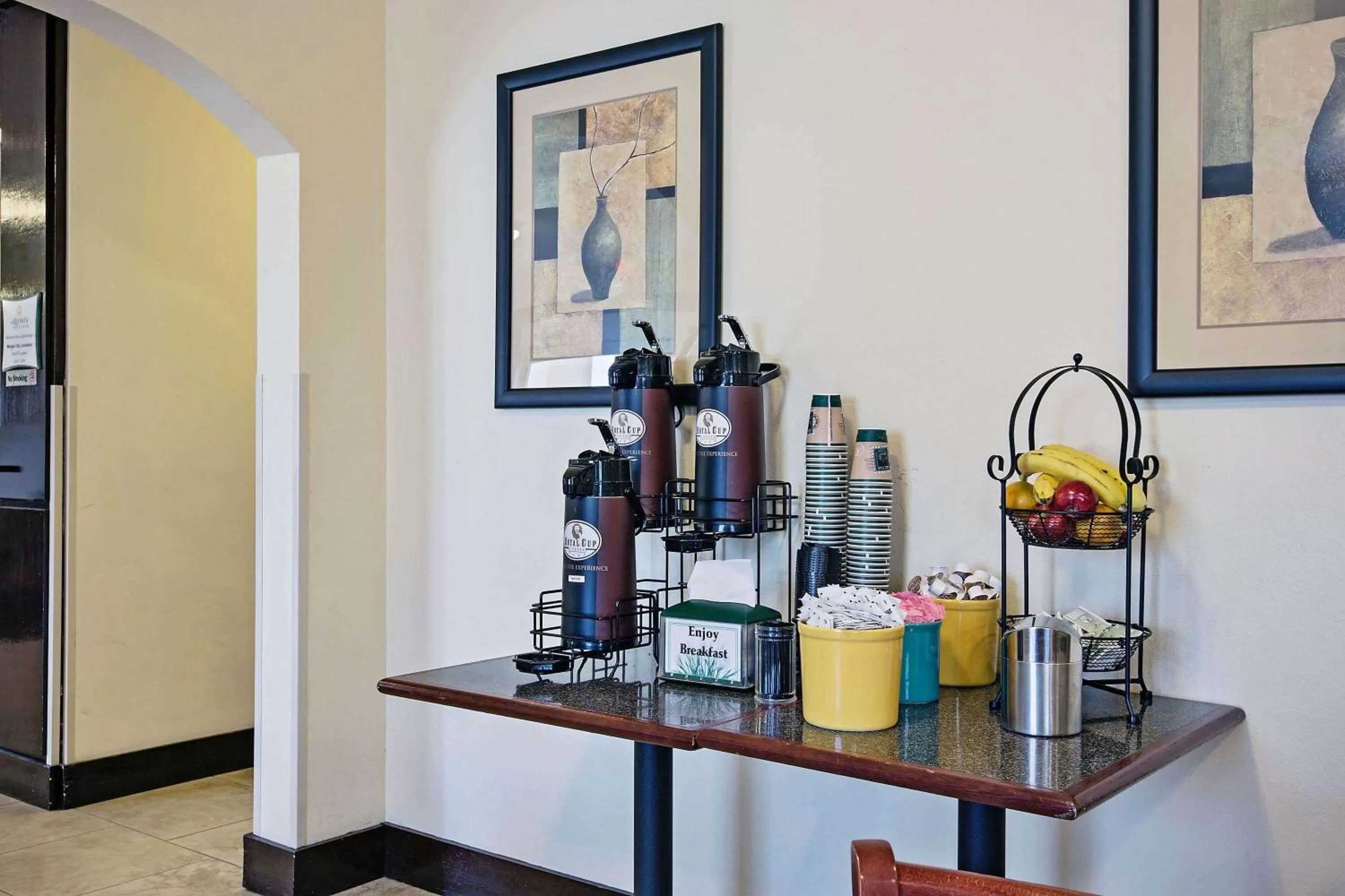 Restaurant/places to eat in La Quinta by Wyndham Morgan City