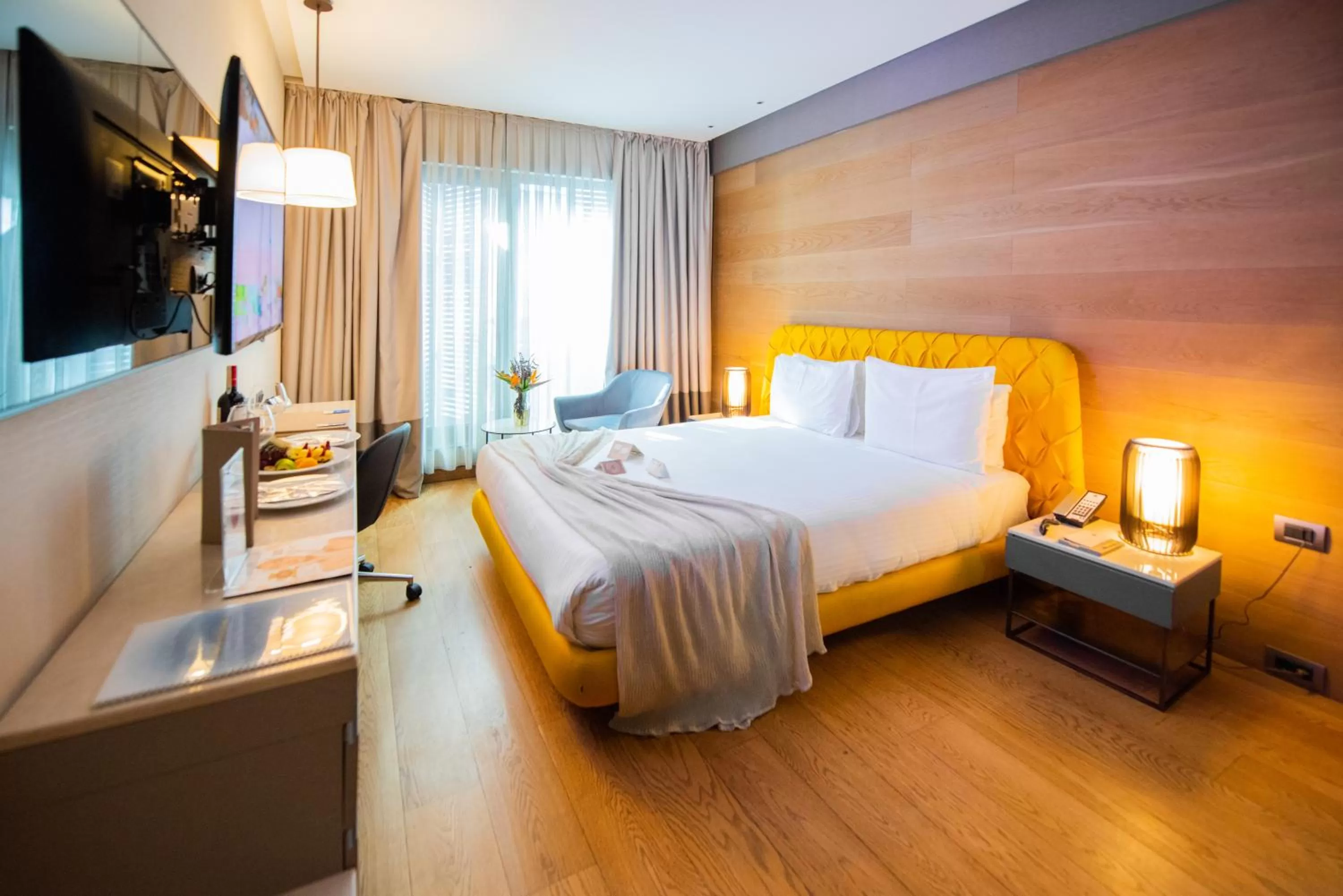 Bed in Dosso Dossi Hotels & SPA Downtown