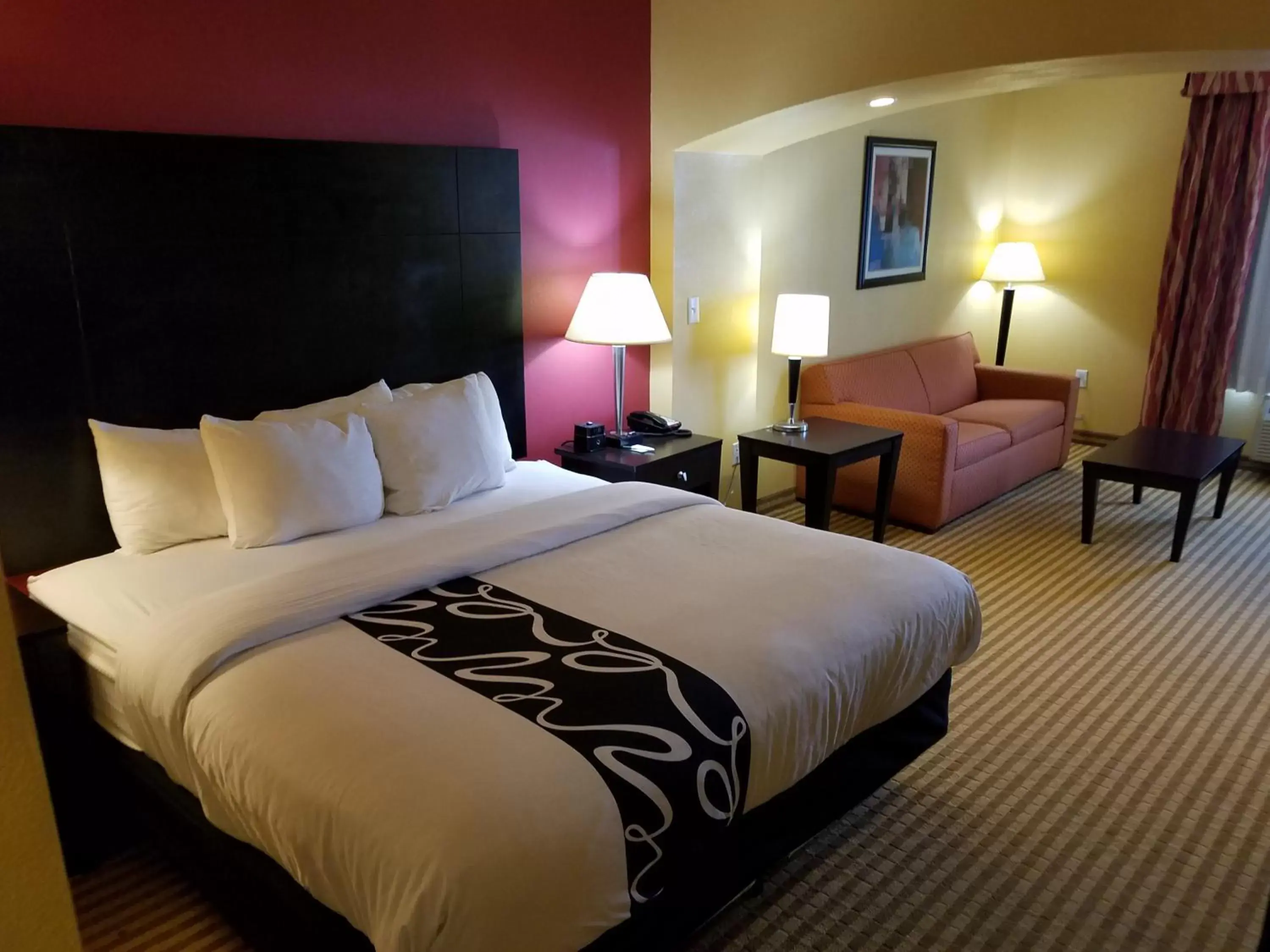 Bed in La Quinta by Wyndham Atlanta Union City
