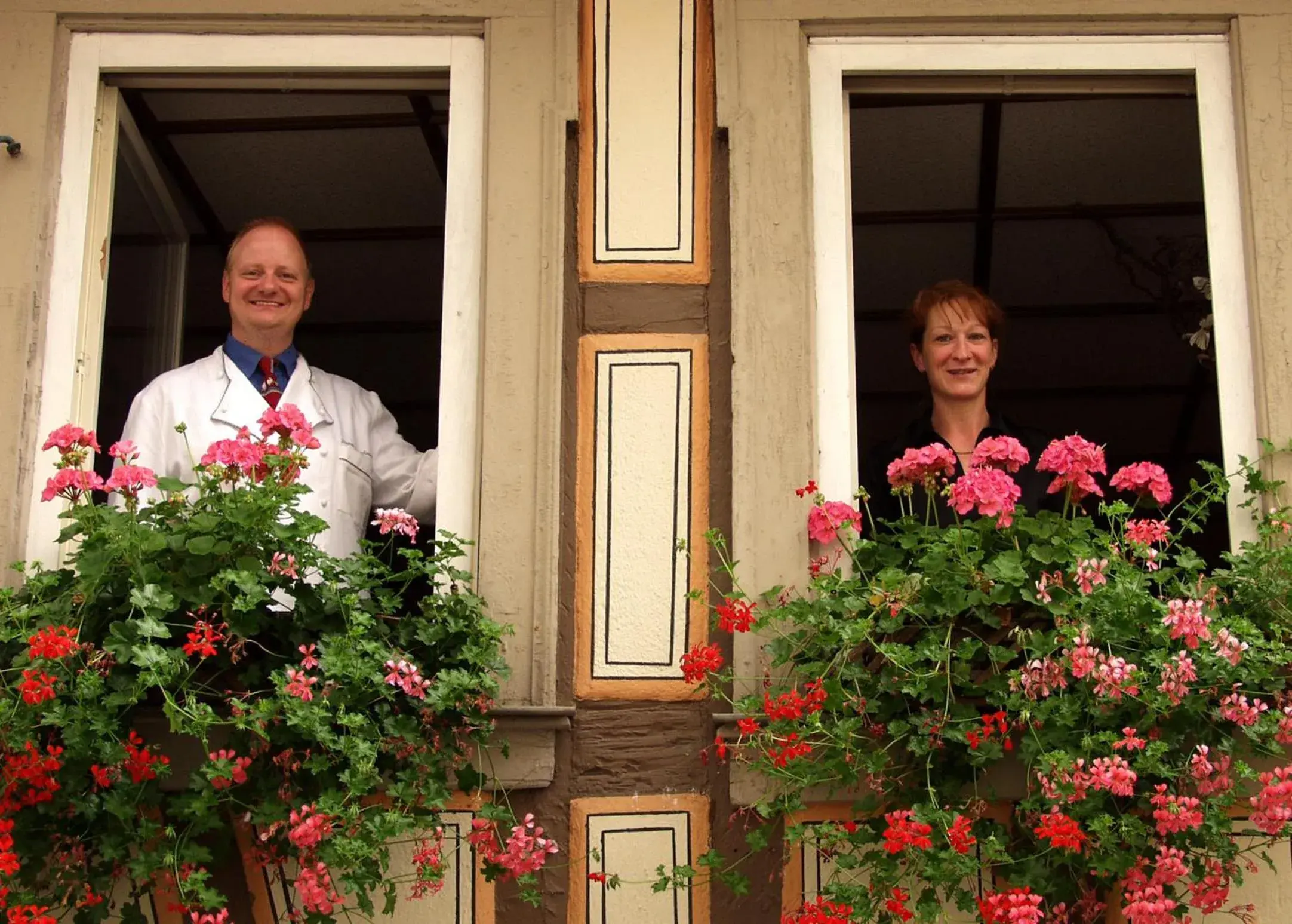 Facade/entrance, Staff in Akzent Hotel Am Bach