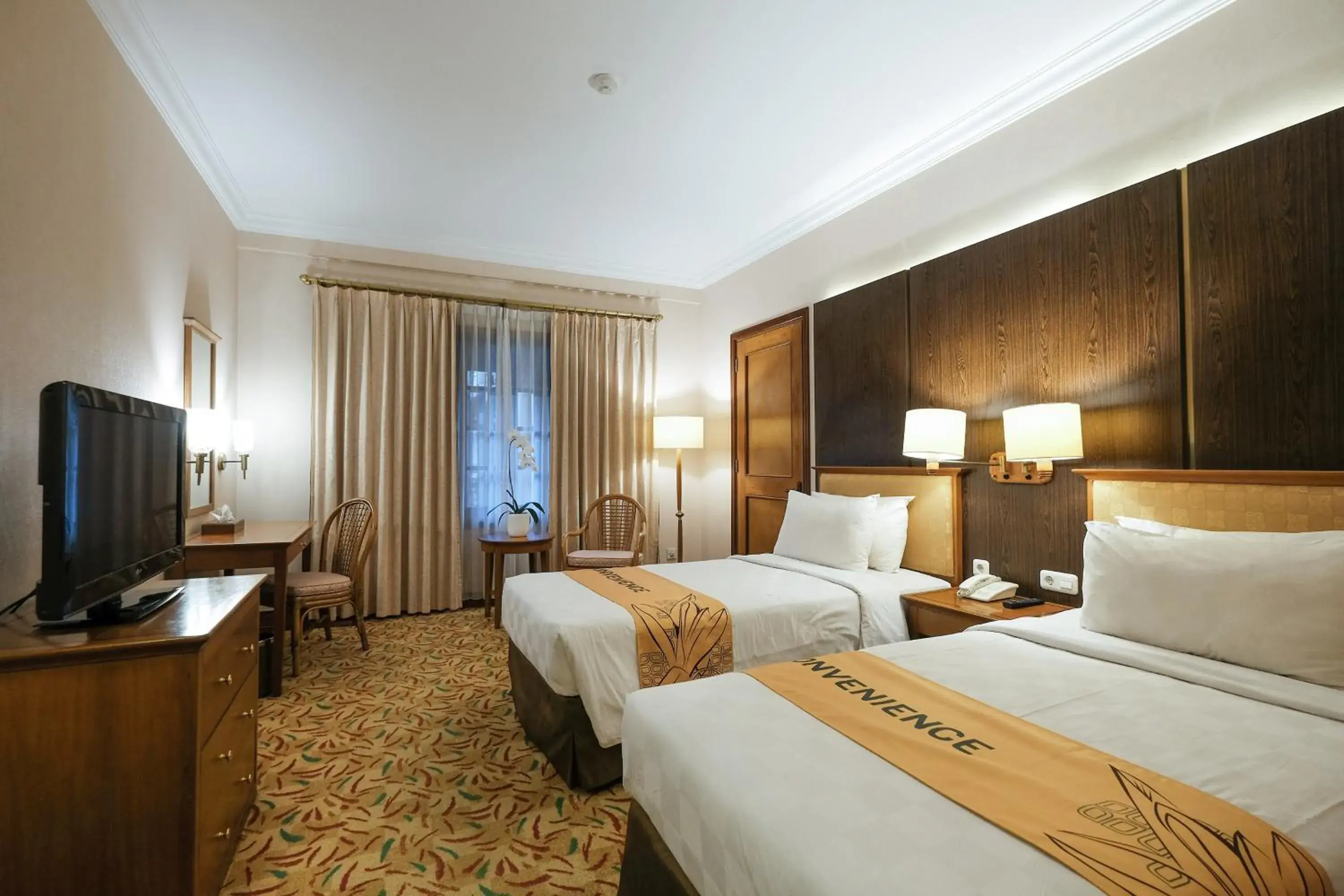 Bedroom, Bed in Prime Plaza Hotel Jogjakarta