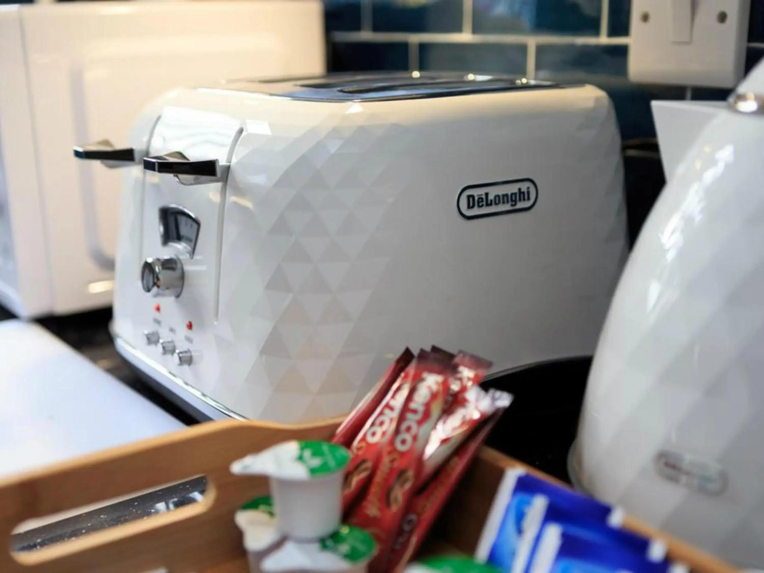 Kitchen or kitchenette in Live in Leeds Grange Apartments