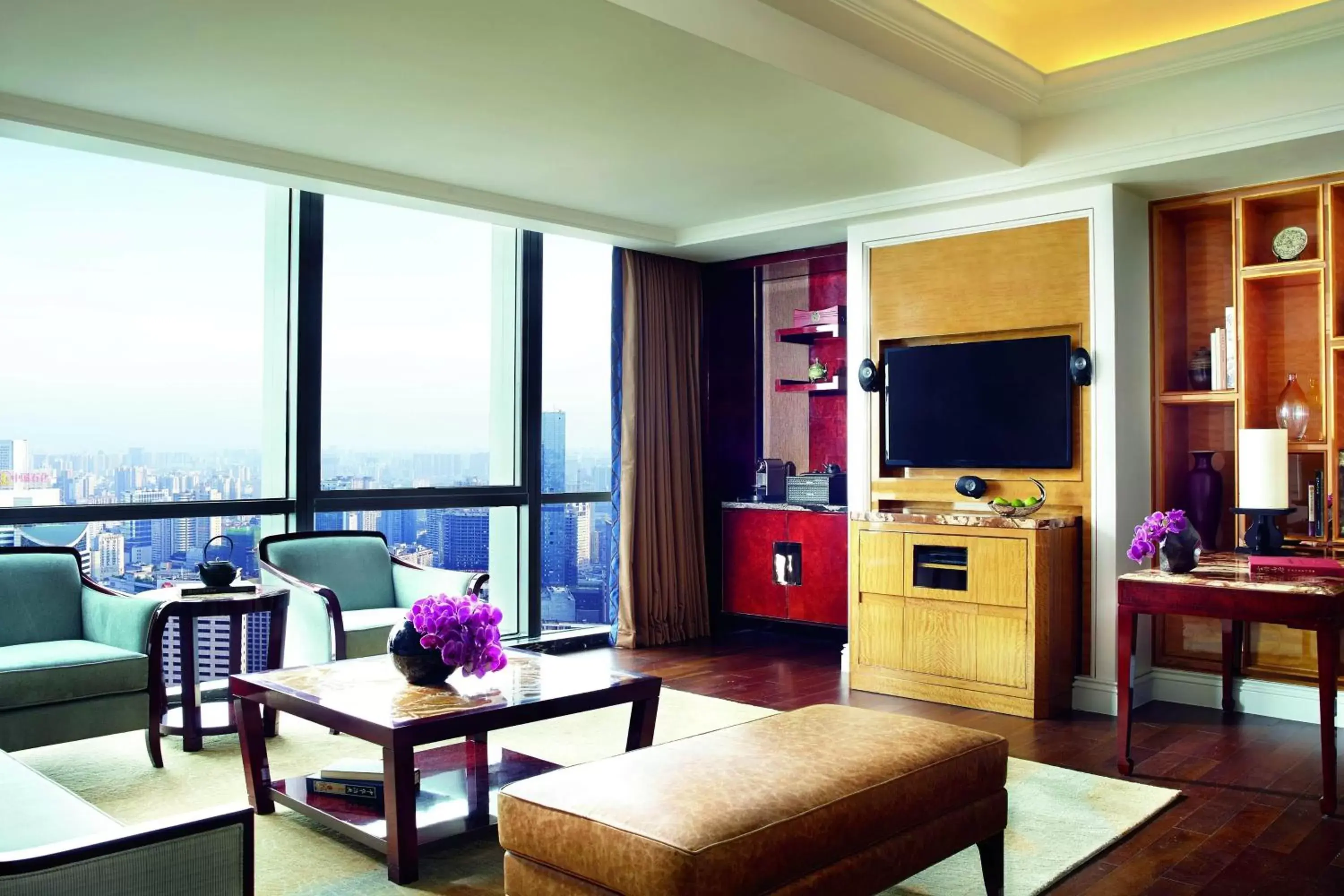 Photo of the whole room, Seating Area in The Ritz-Carlton, Chengdu