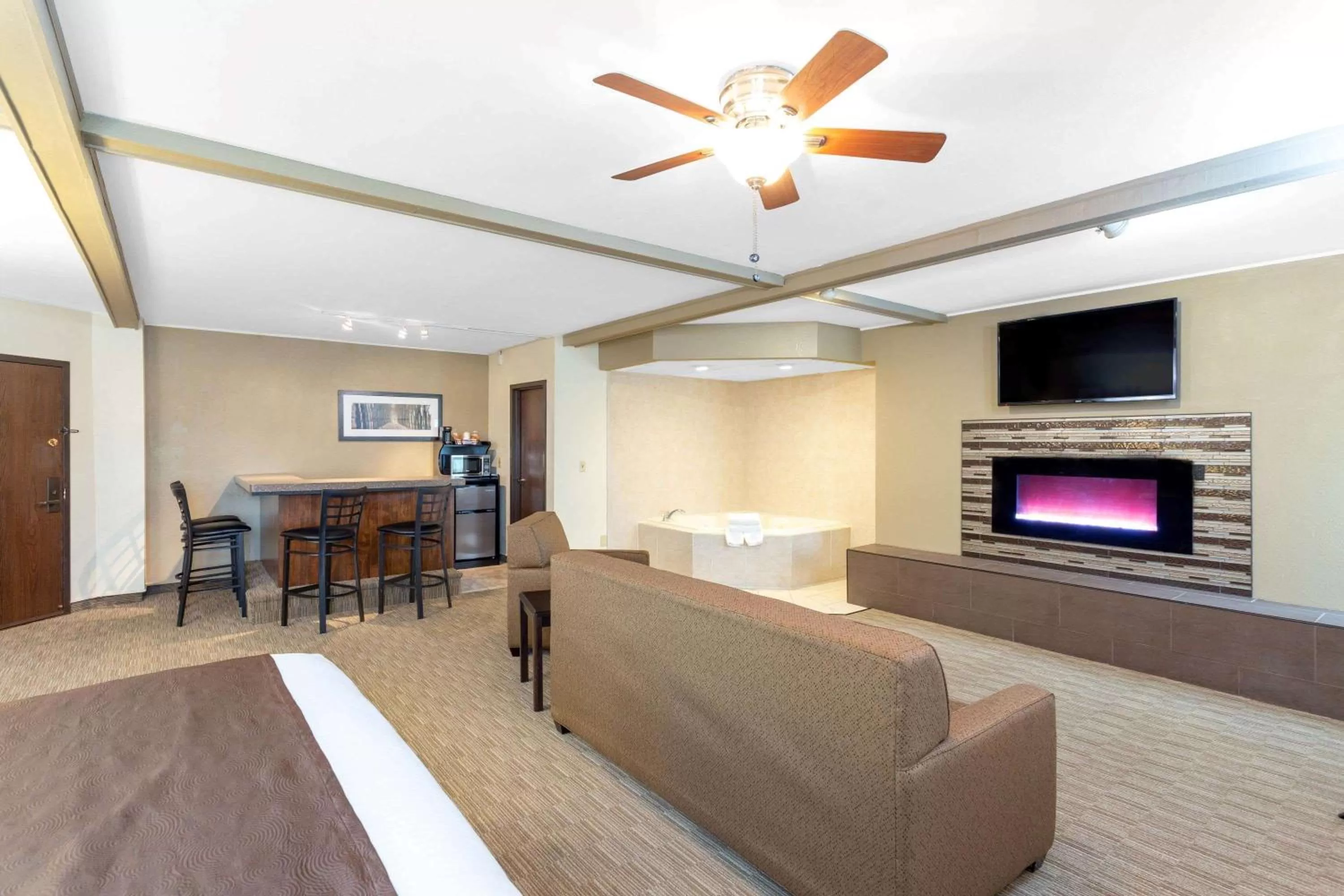 Photo of the whole room in AmericInn by Wyndham Janesville