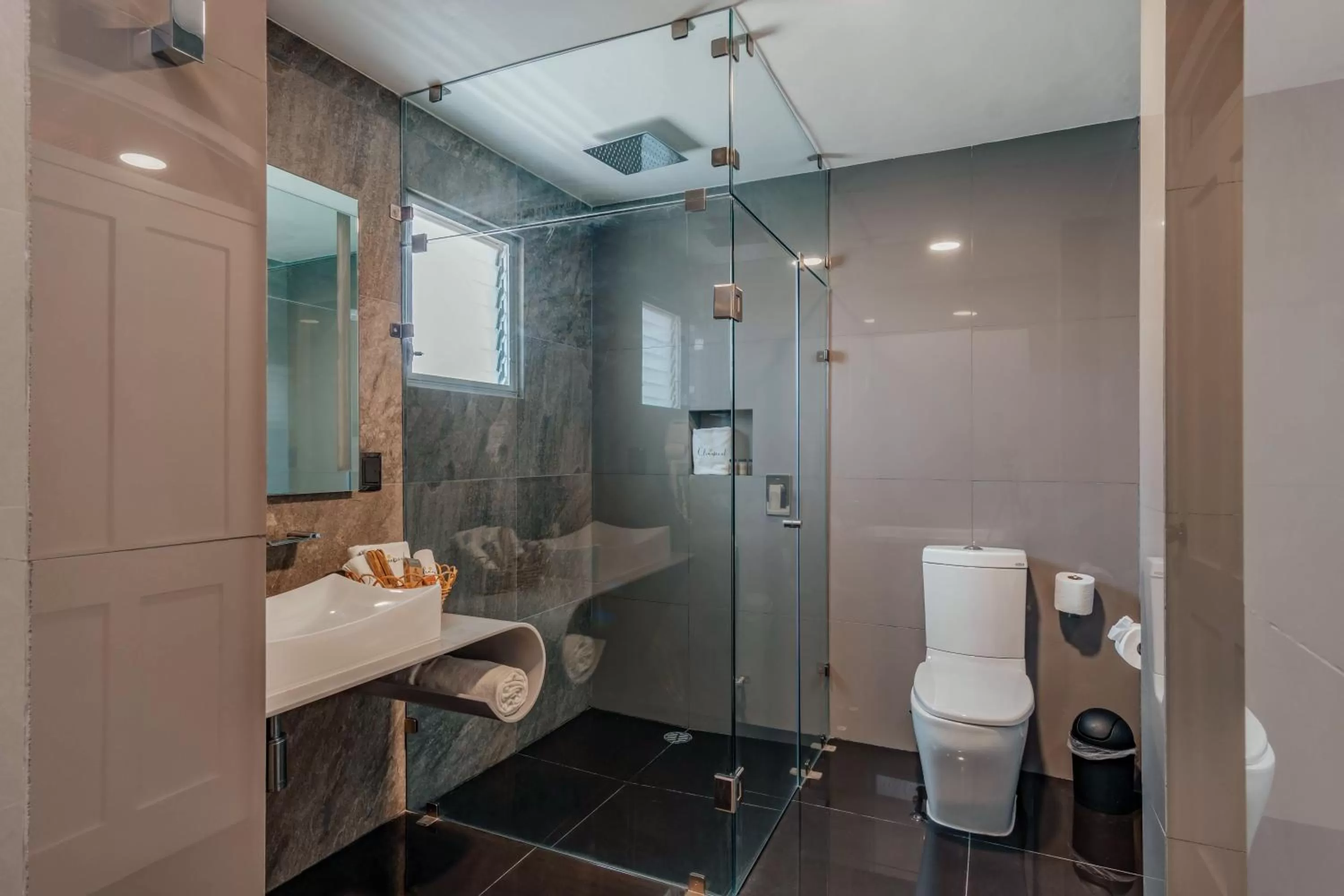 Bathroom in Chanpaal Hotel Boutique - Only Adults