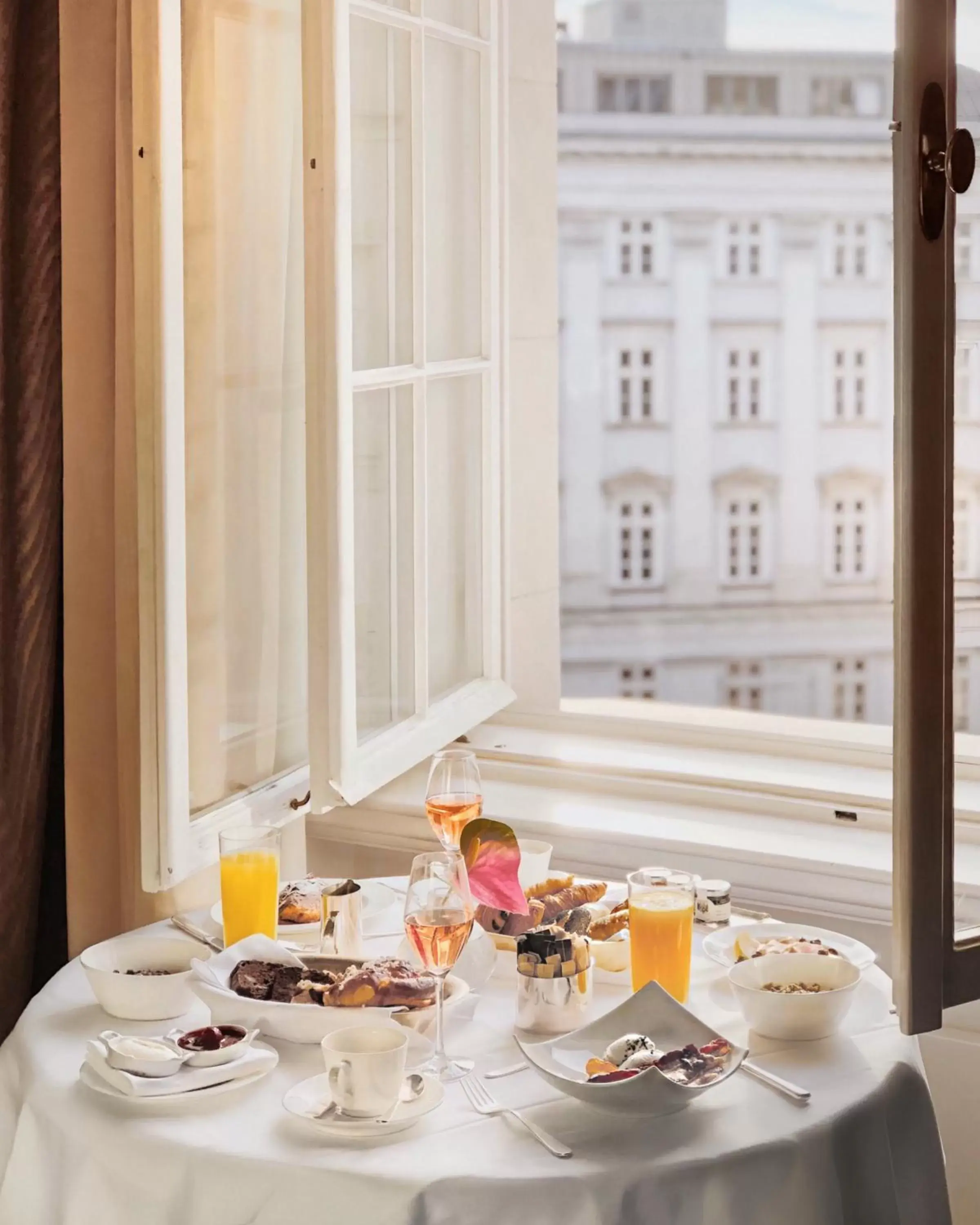 Breakfast in Park Hyatt Vienna