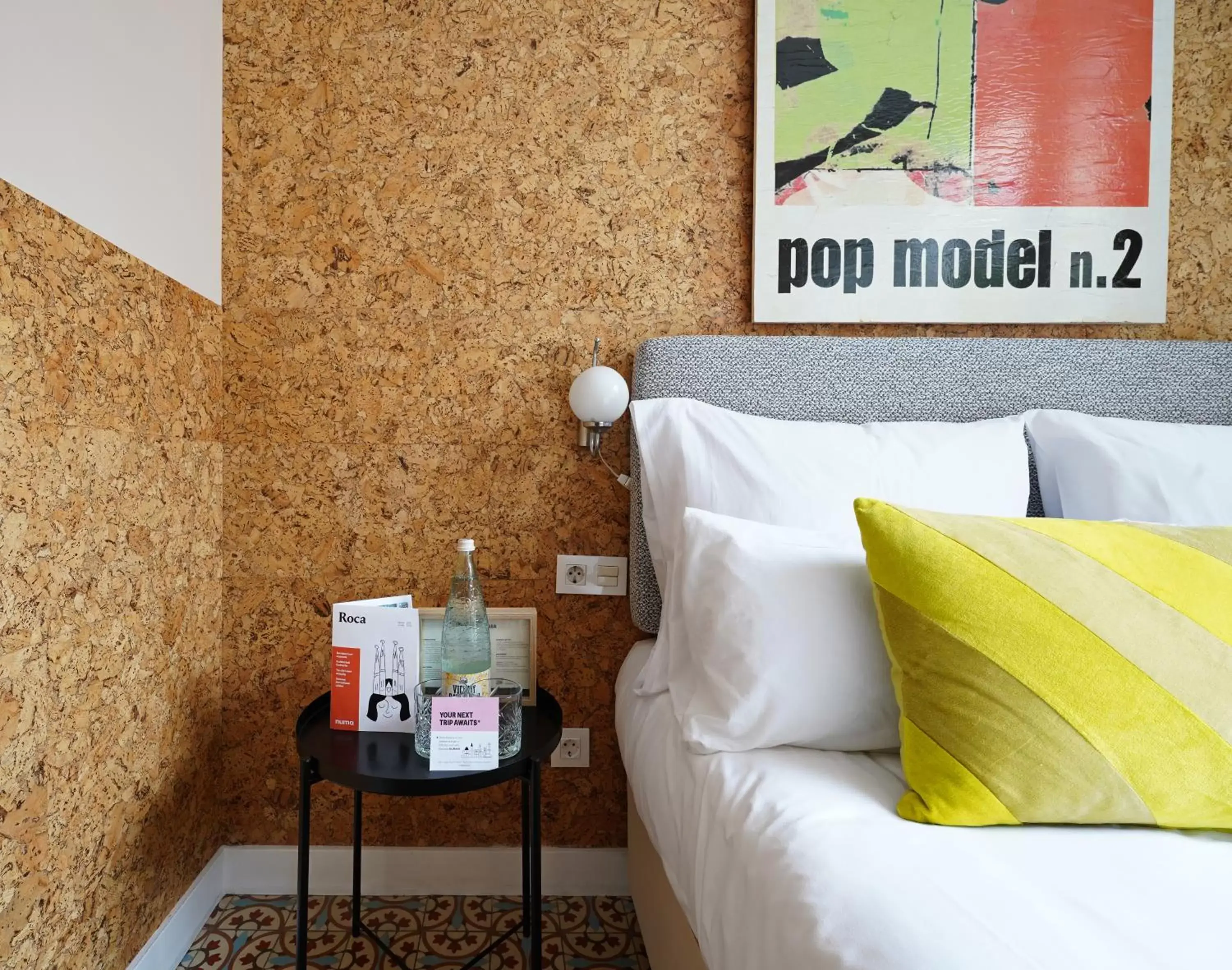 Bed, Seating Area in numa l Roca Rooms & Apartments