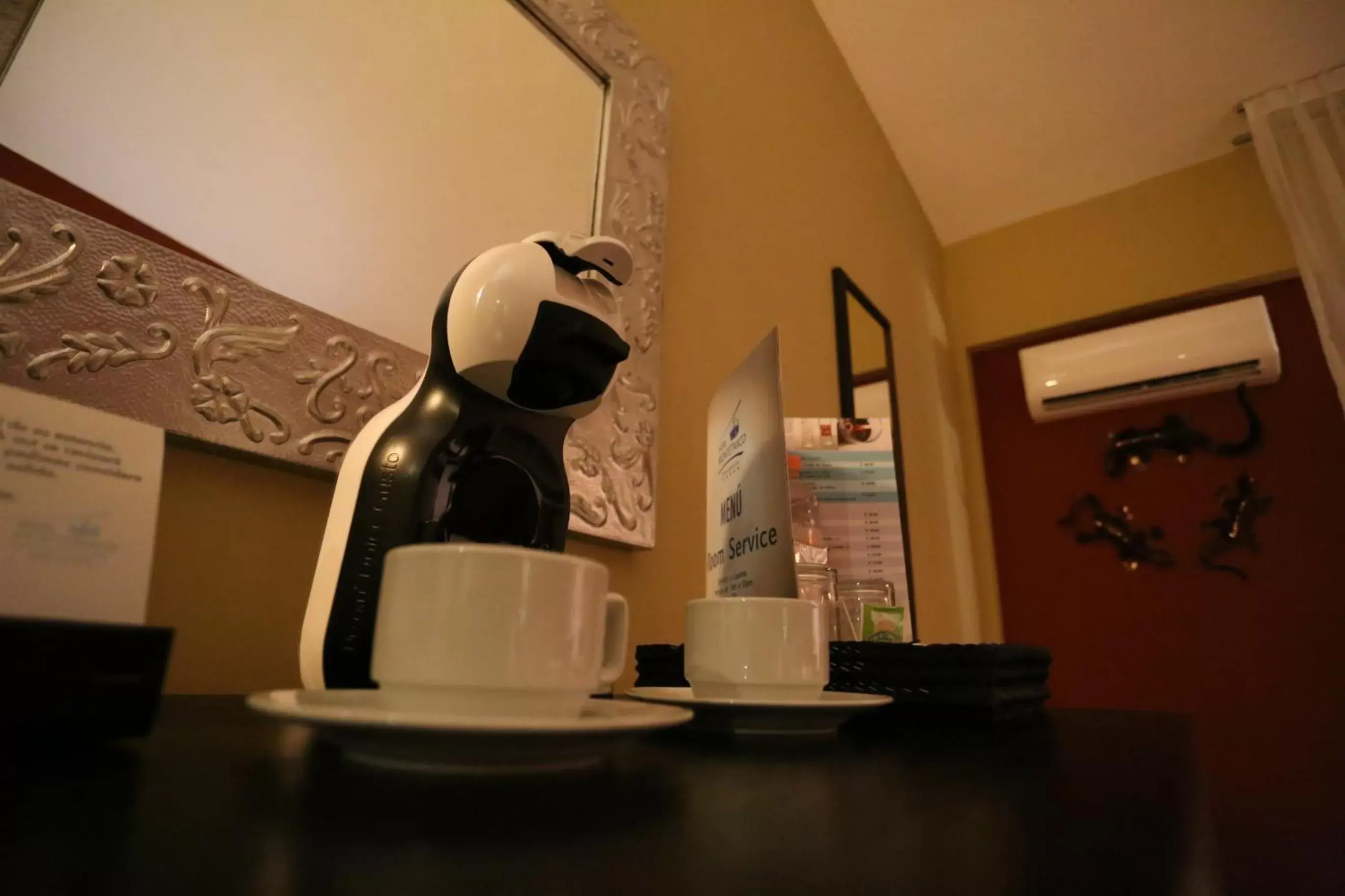 Coffee/tea facilities in Hotel Montetaxco