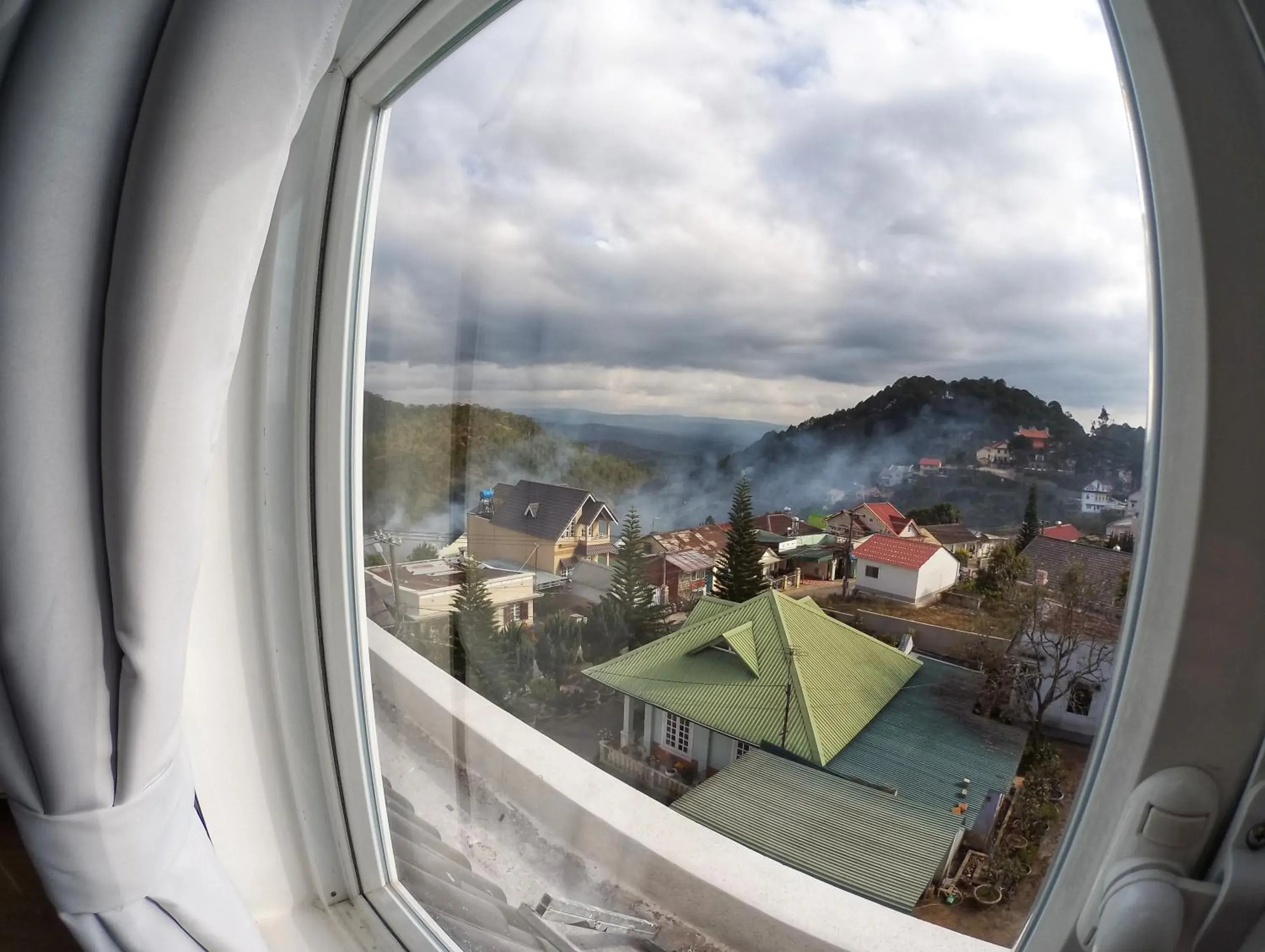 Mountain view in Dalat De Charme Village