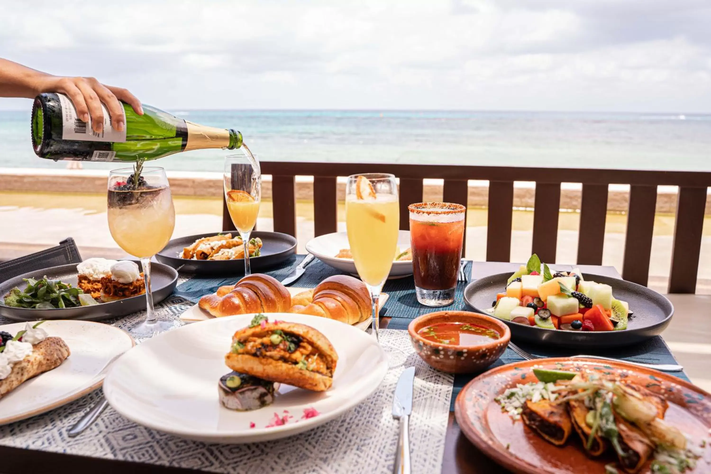 Breakfast in Grand Hyatt Playa del Carmen Resort