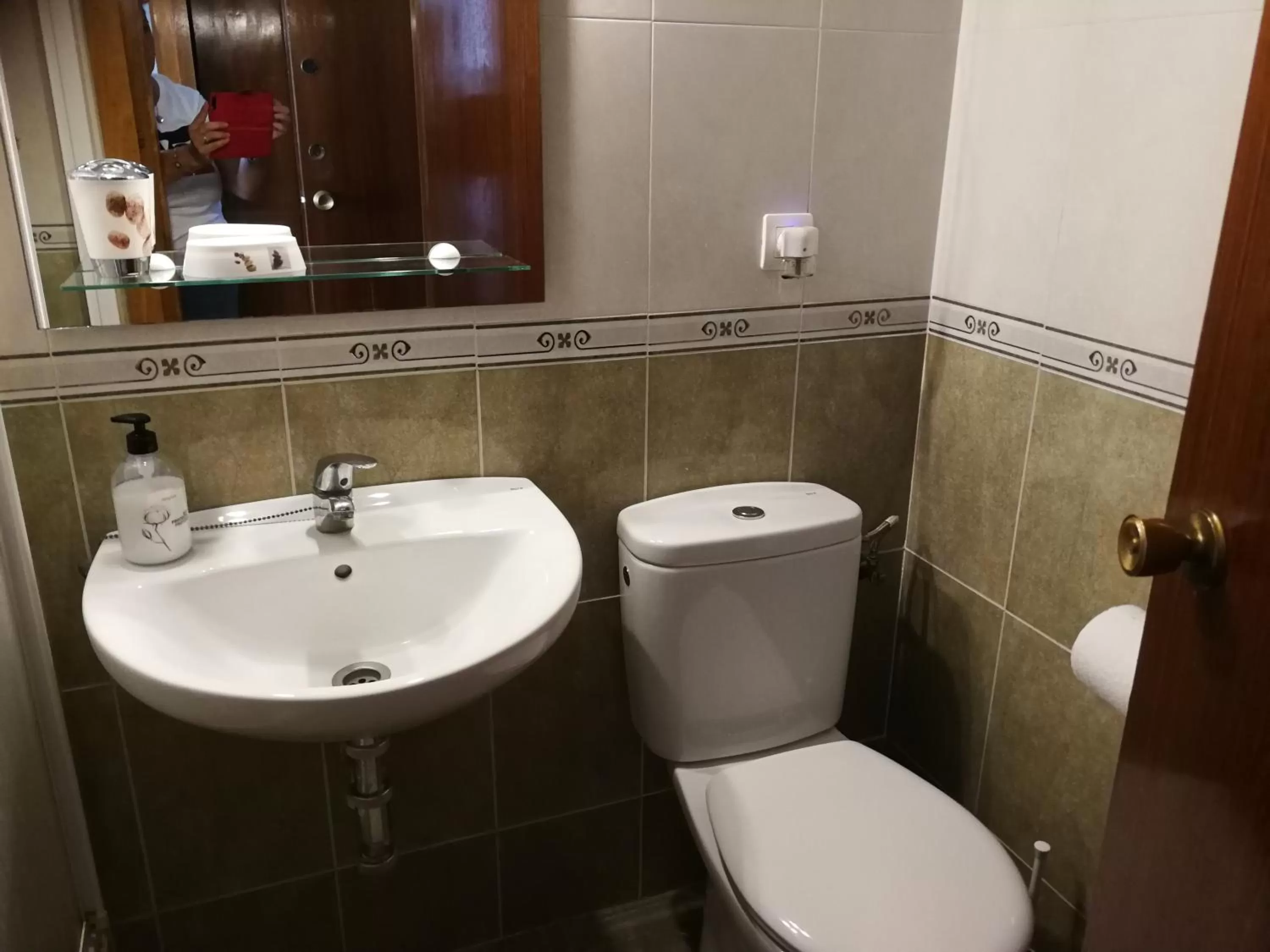 Bathroom in Benalmadena ,apartamento-Estudio primera Línea de Playa