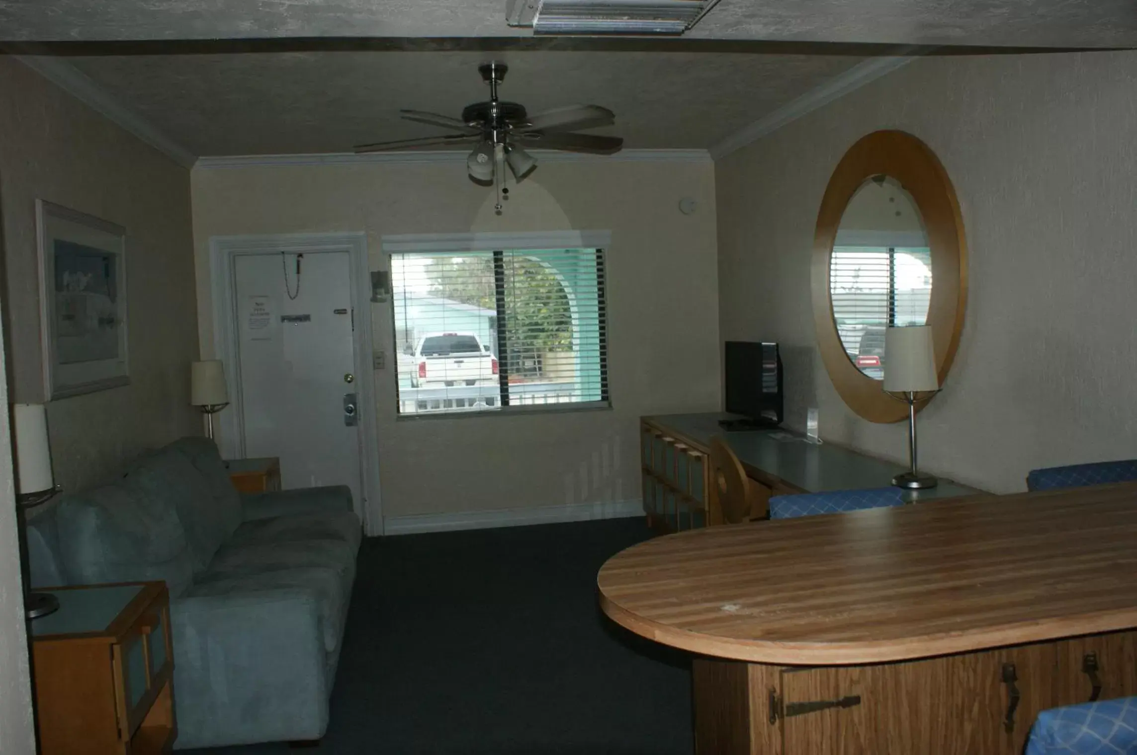 Seating Area in Sea Vista Motel