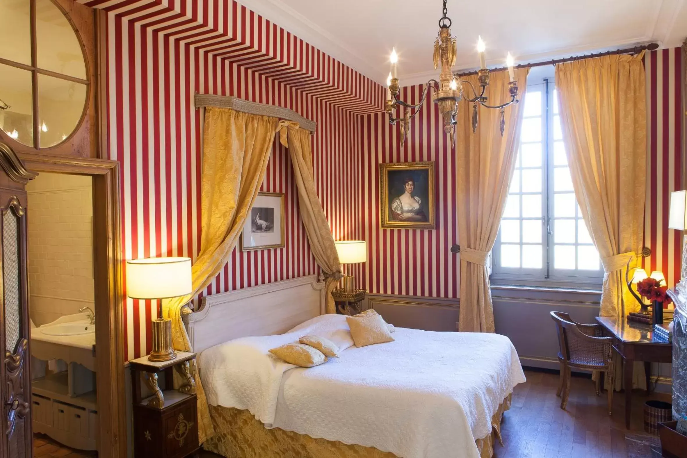 Prestige Room - Castle in Château-Hôtel de Bourron