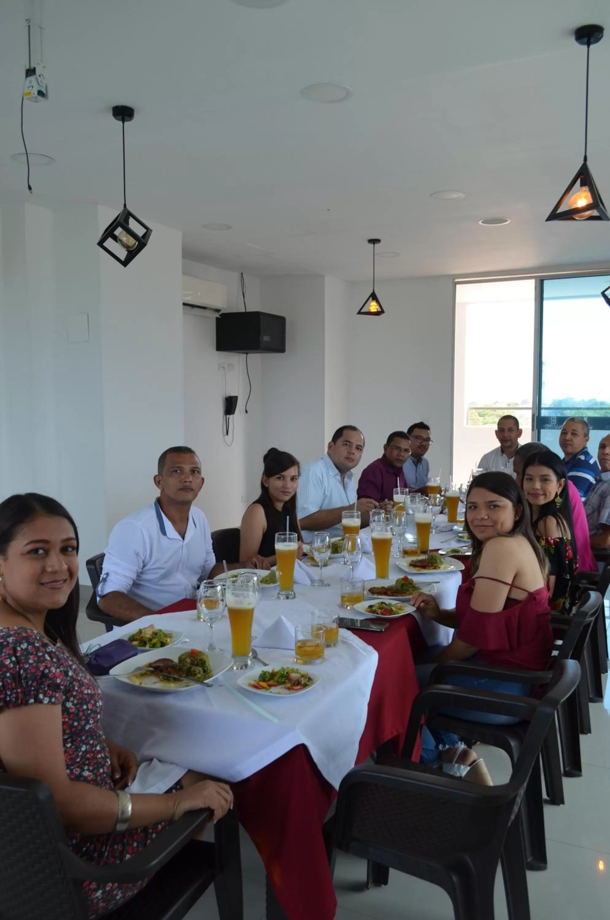 Banquet/Function facilities, Restaurant/Places to Eat in Hotel Ucla Center