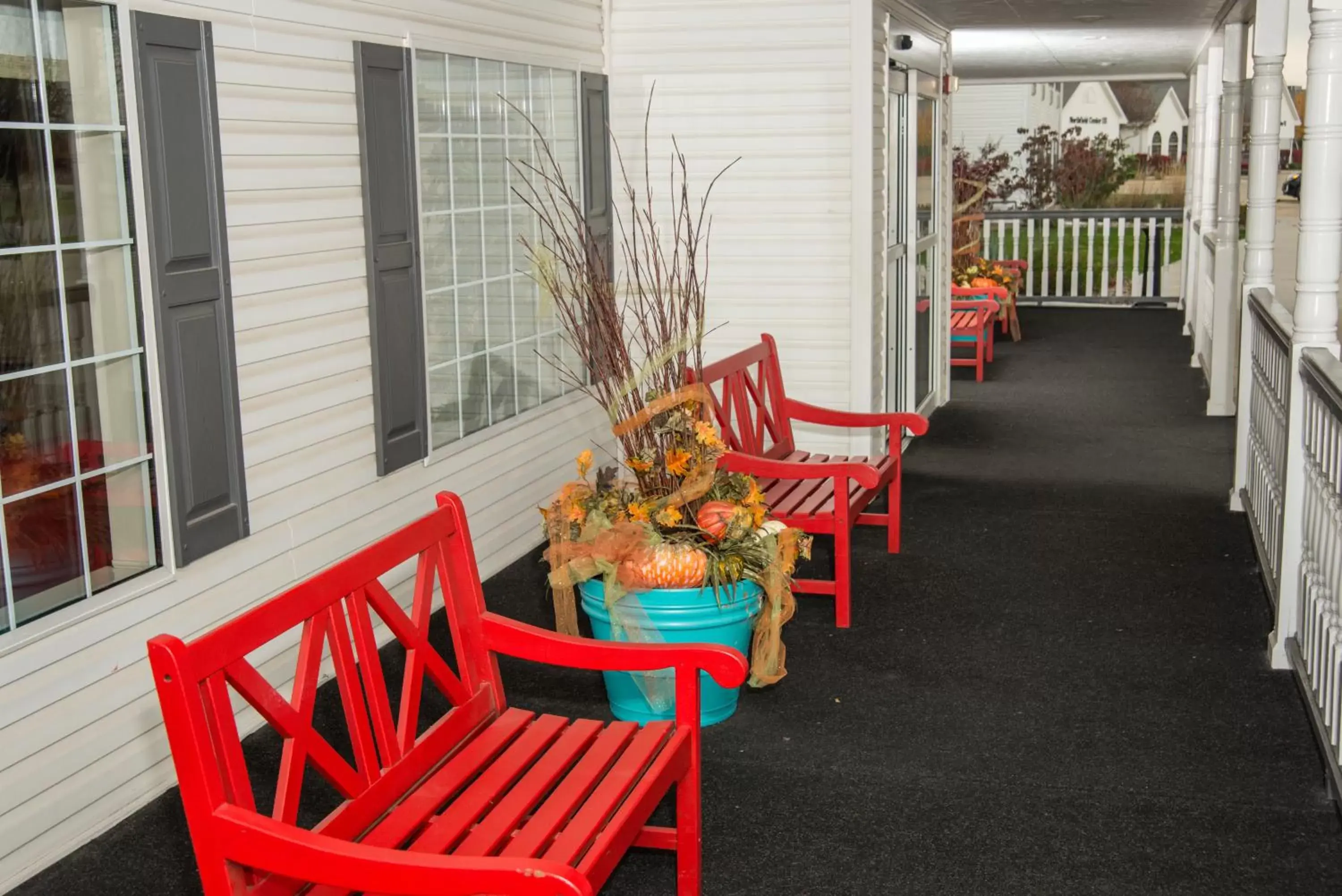 Patio in Northfield Inn Suites and Conference Center