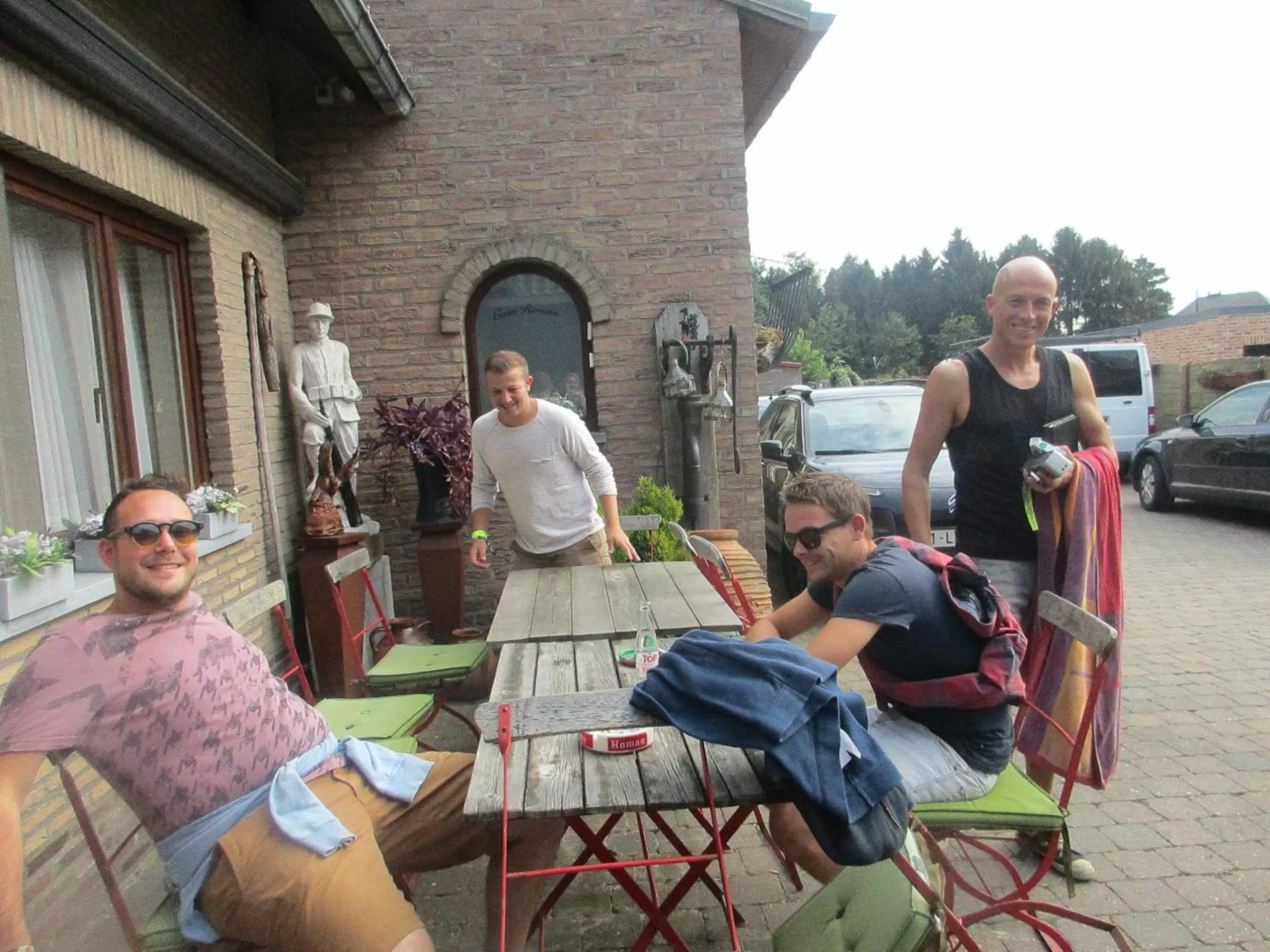 People in B&B Casa Roman & Vakantiewoning voor 1 pers tot max 32 personen